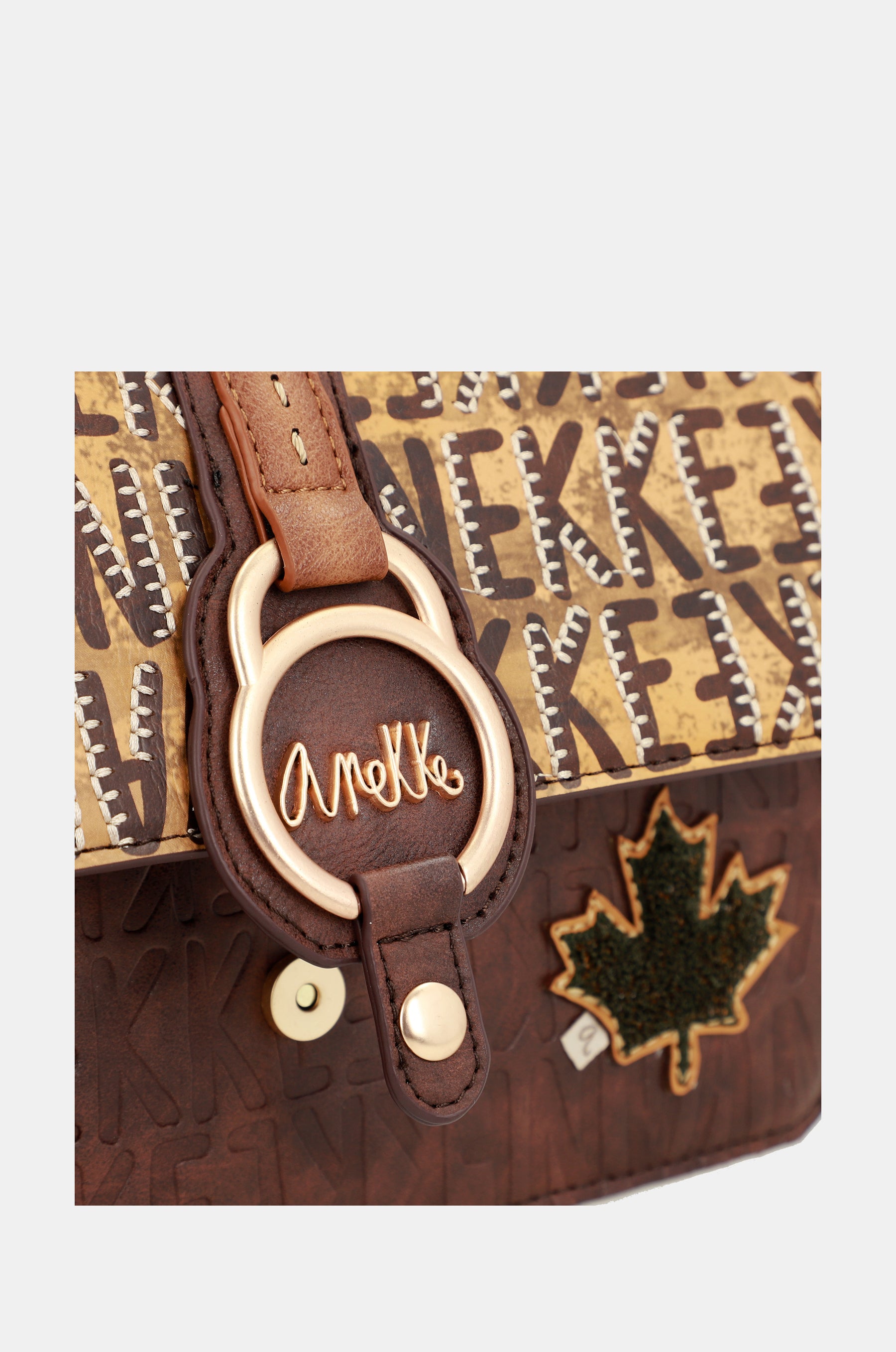Borsa a tracolla con patta marrone Urban