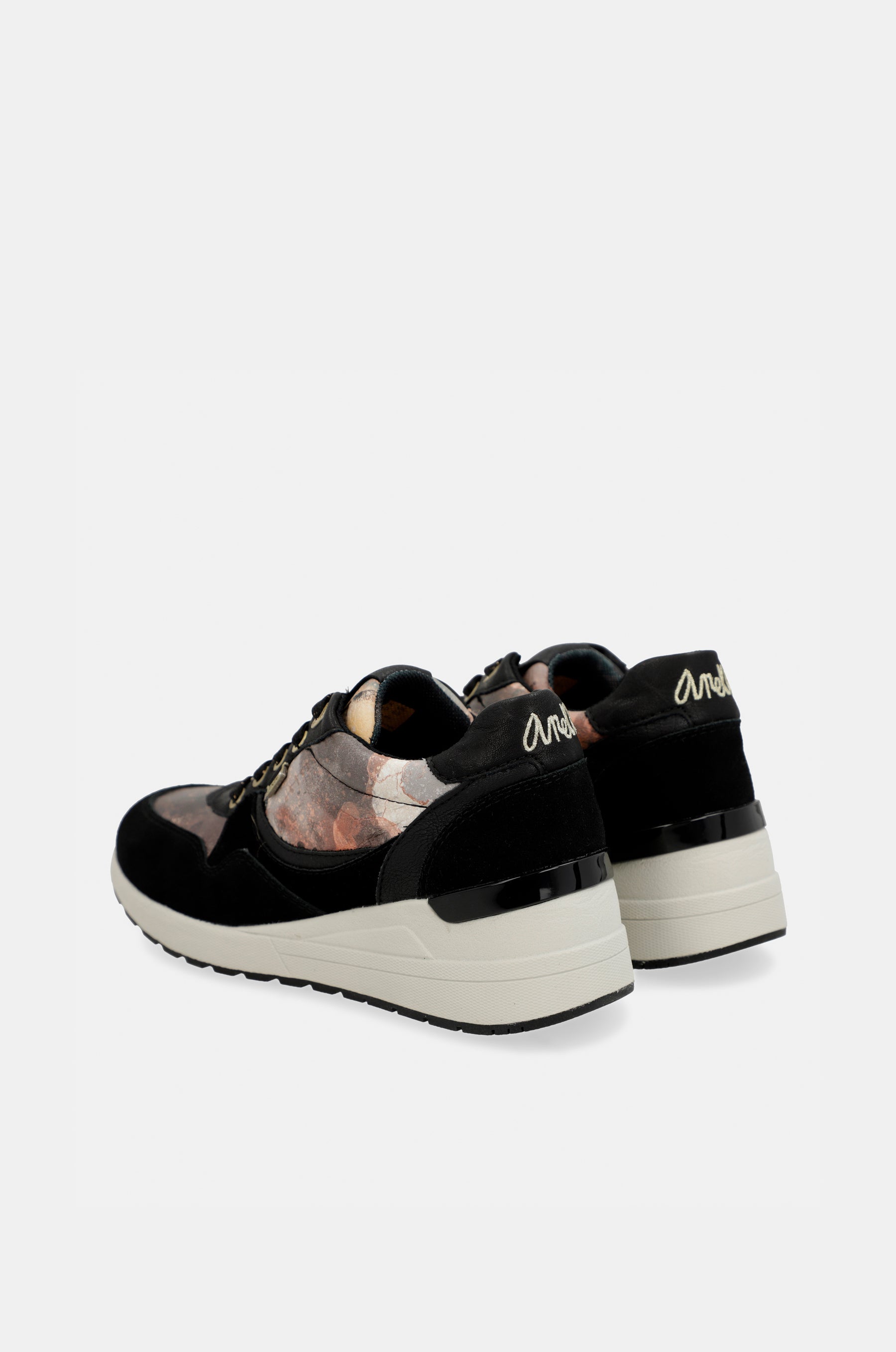 Sneakers sportive Padded nere con zeppa