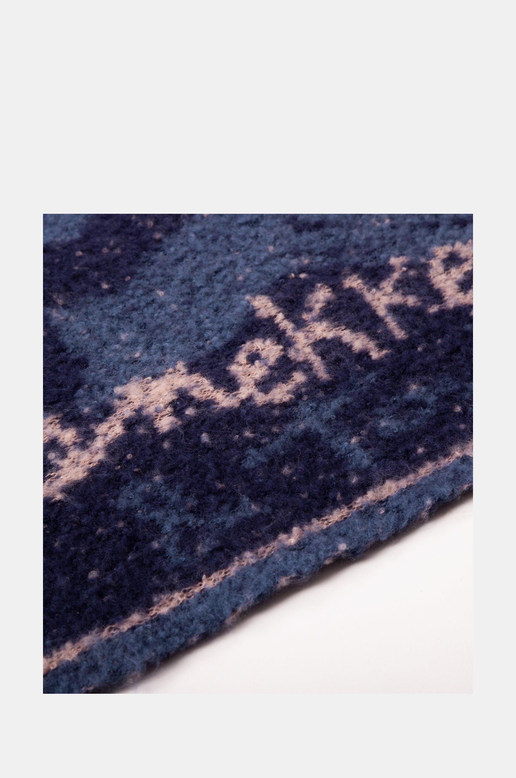 Sciarpa Contemporary blu navy.