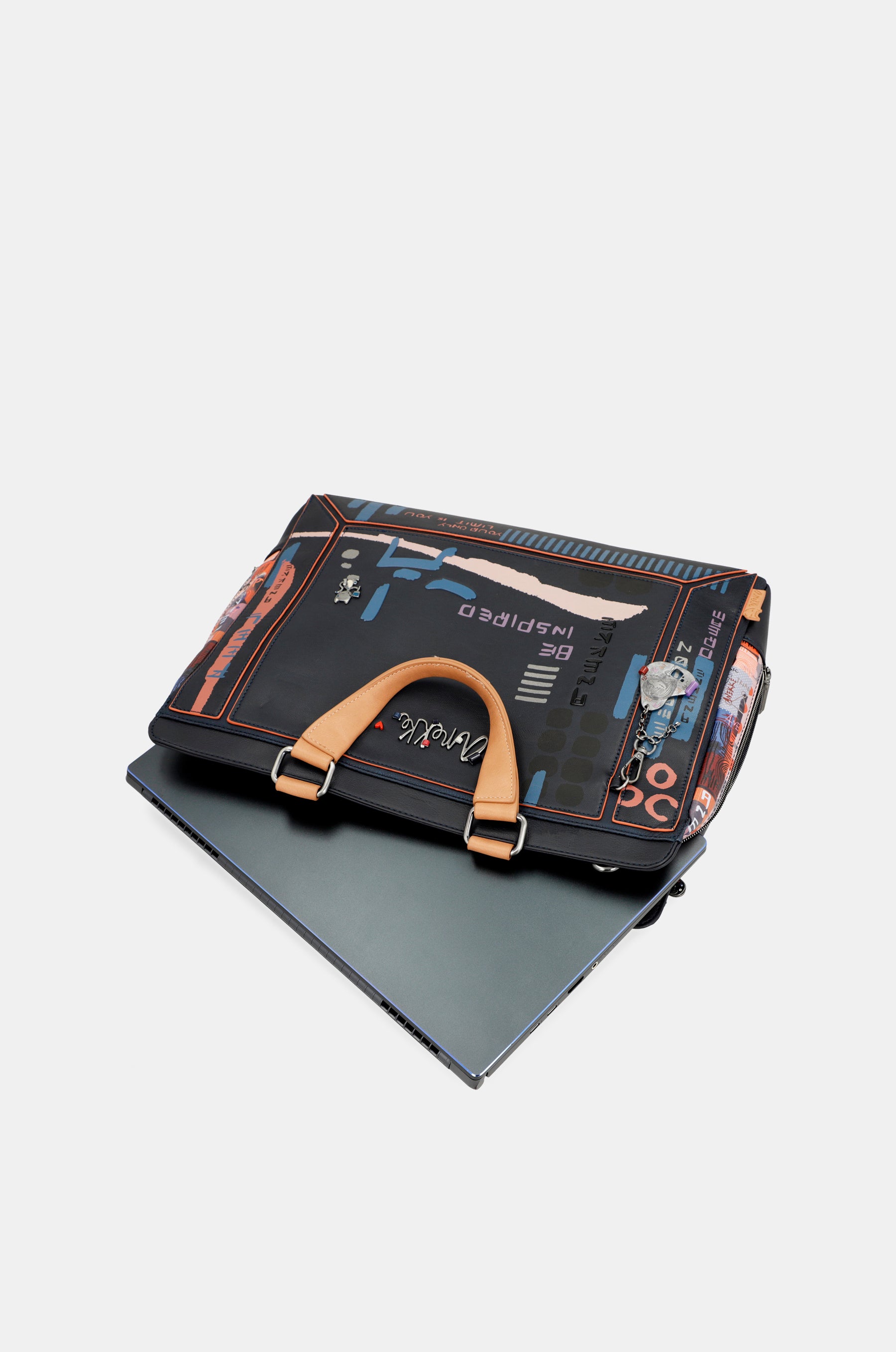 Portadocumenti Nagare