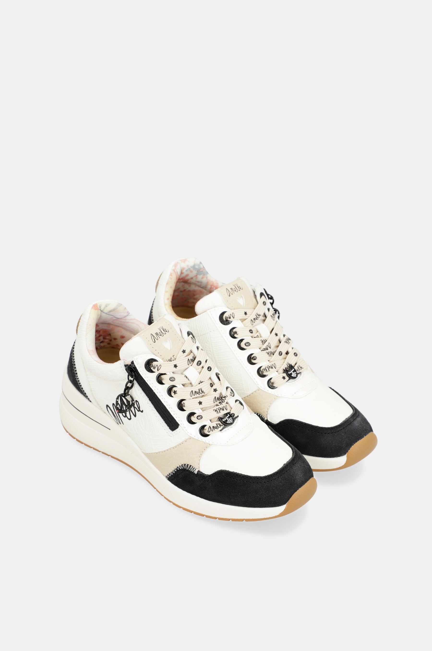 Sneakers con zeppa nere e bianche