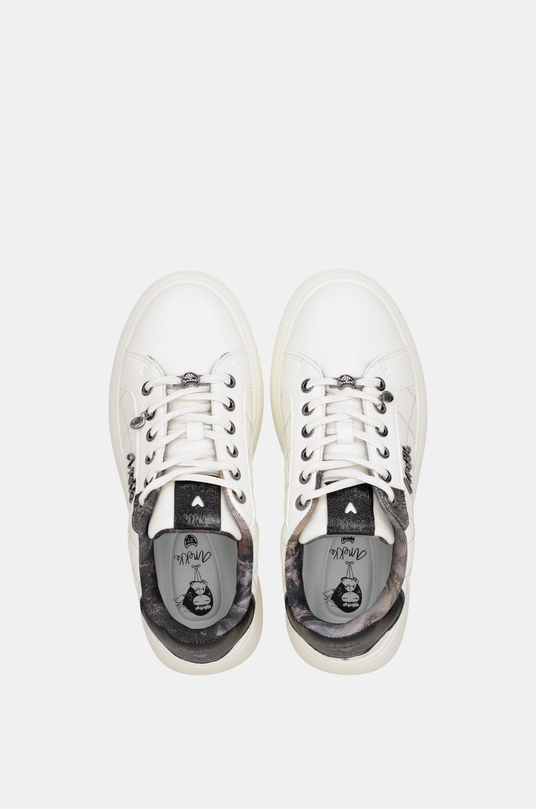 Sneakers bianche casual