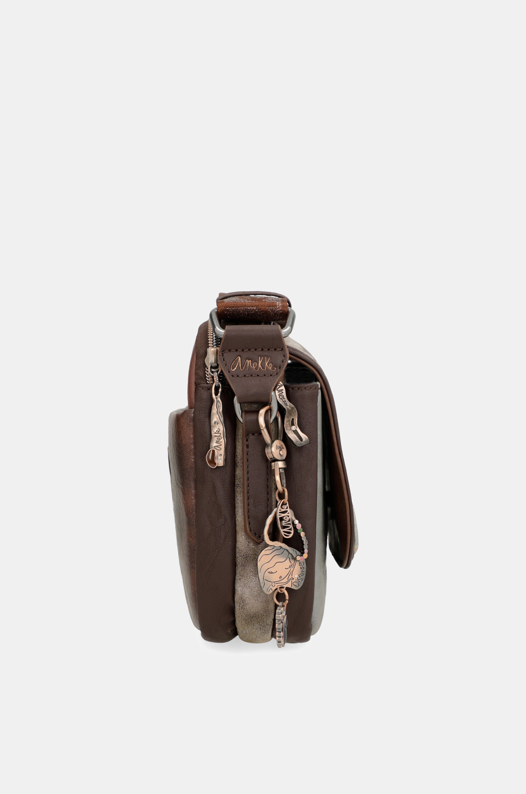 Borsa a tracolla Outer con patta