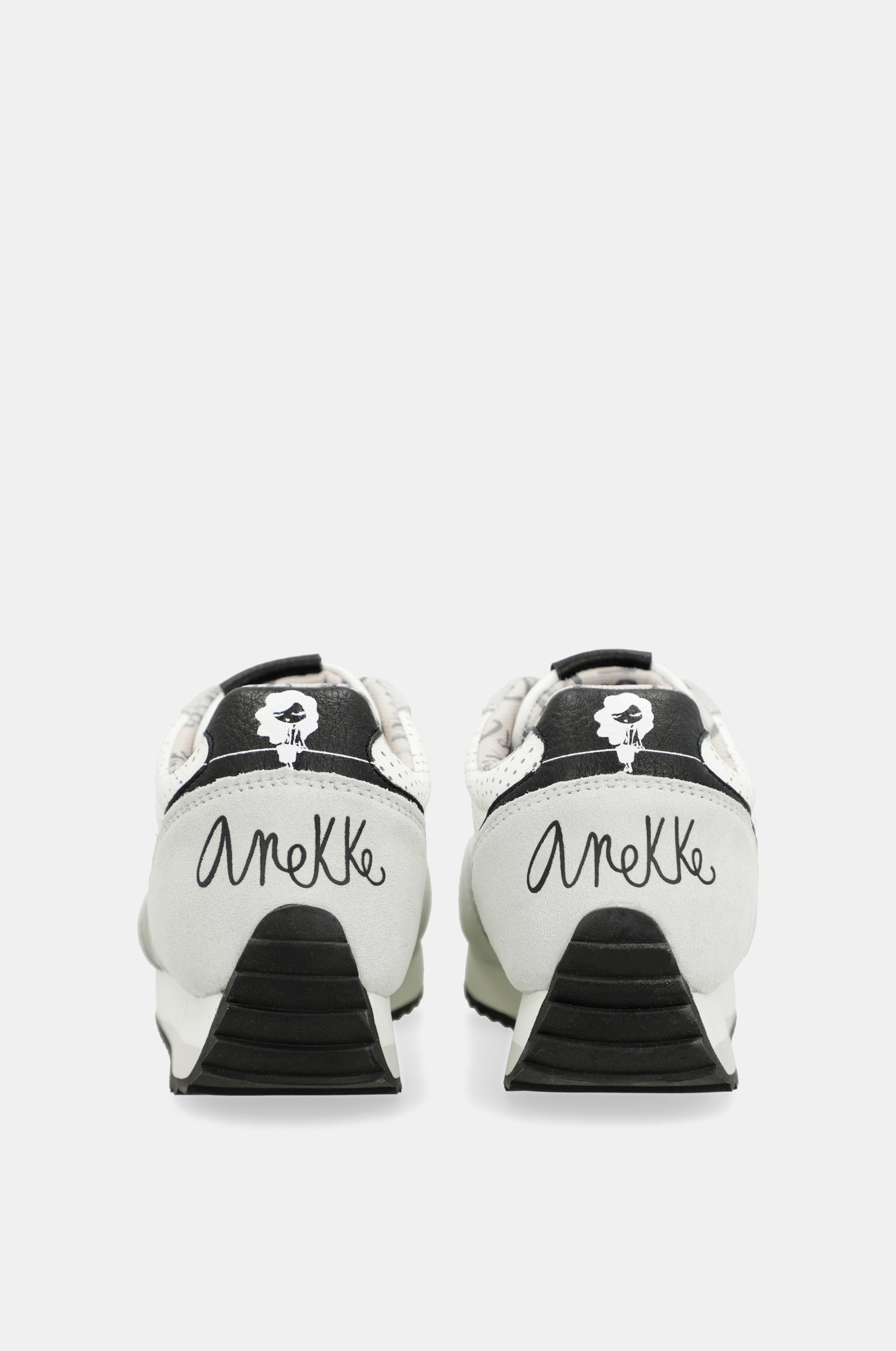 Sneakers a Pois Bianchi