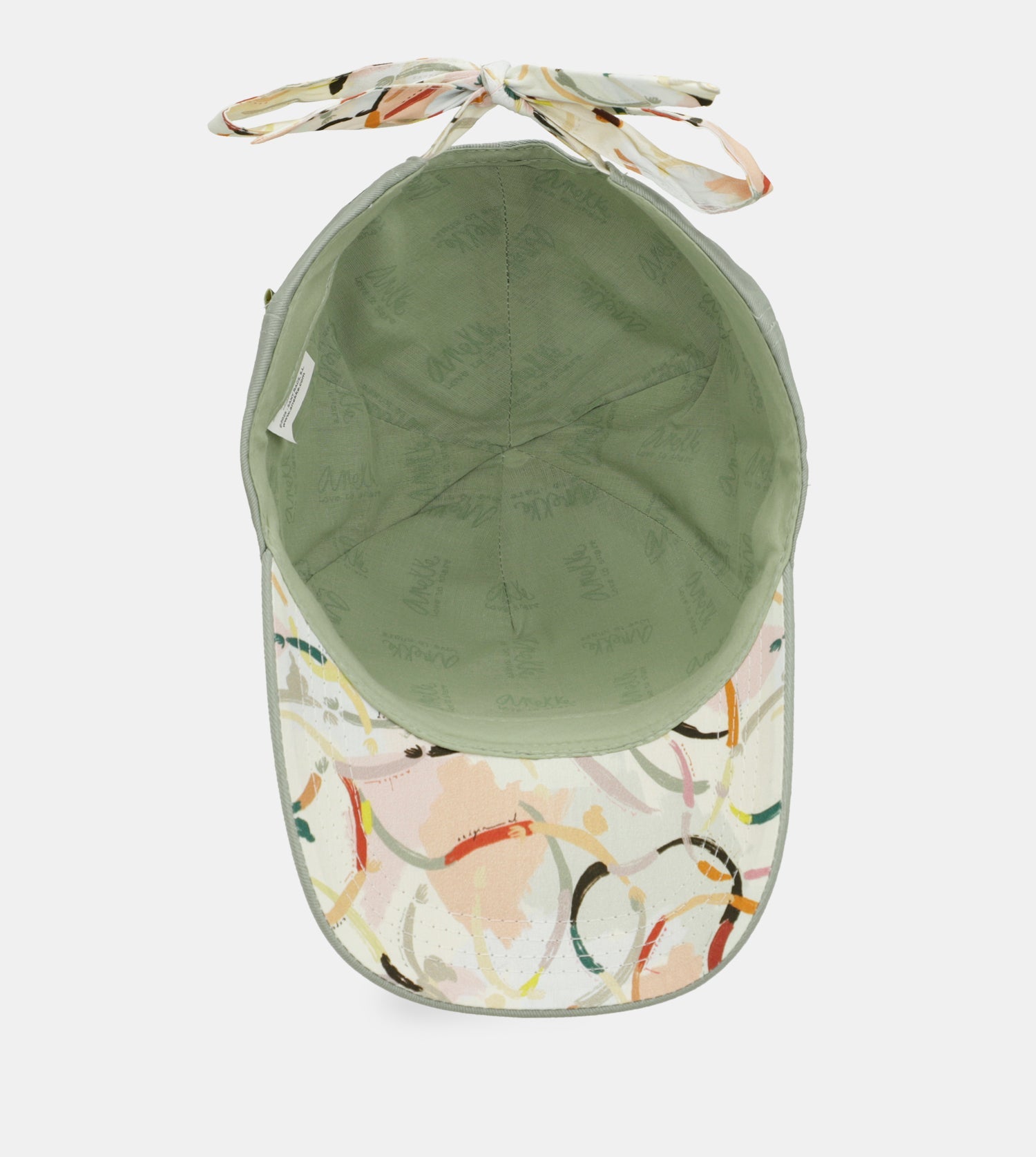 Berretto verde con fiocco stampato