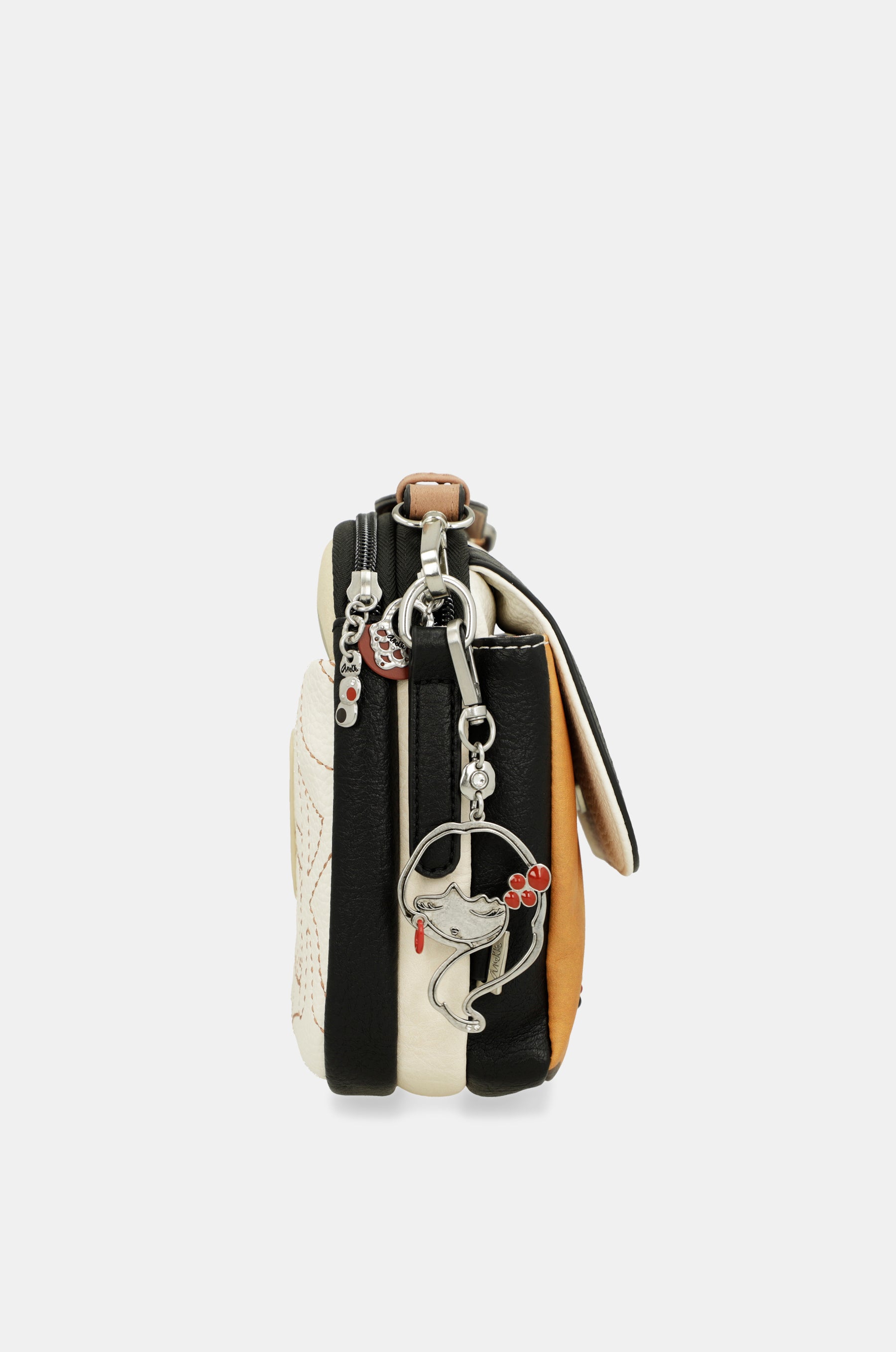 Borsa a tracolla Alma con patta ovale
