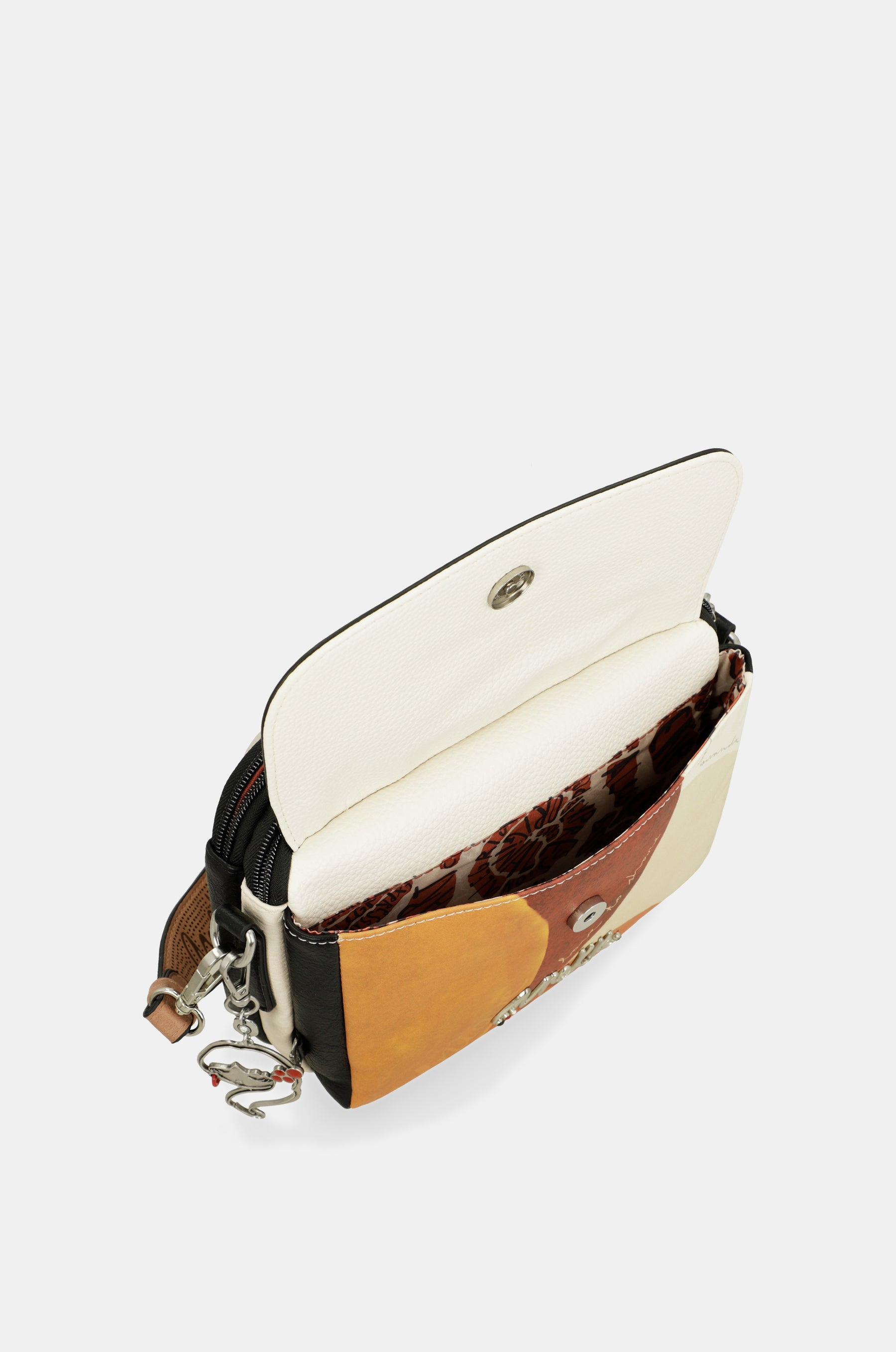 Borsa a tracolla Alma con patta ovale