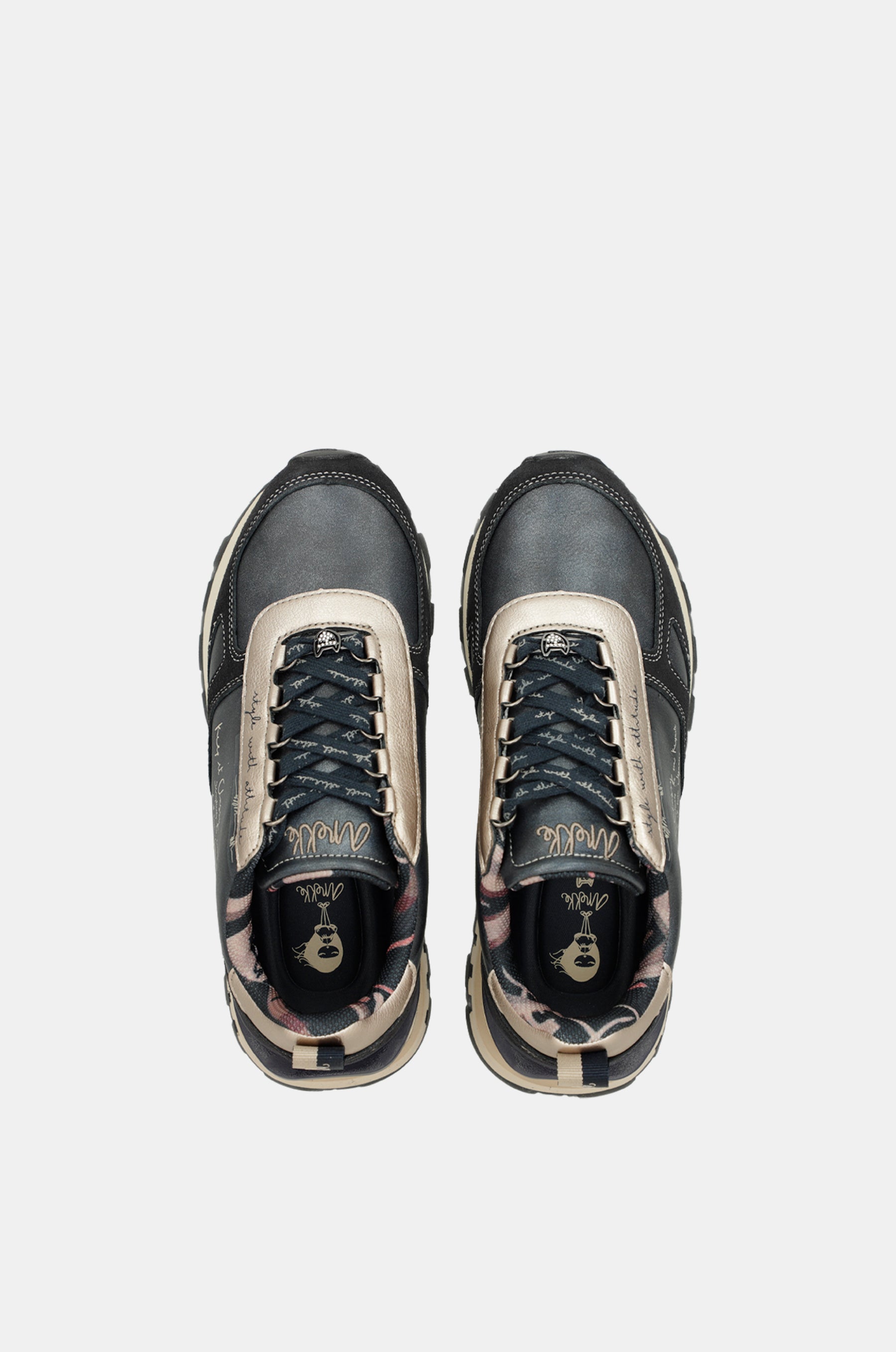 Scarpe sportive blu e beige