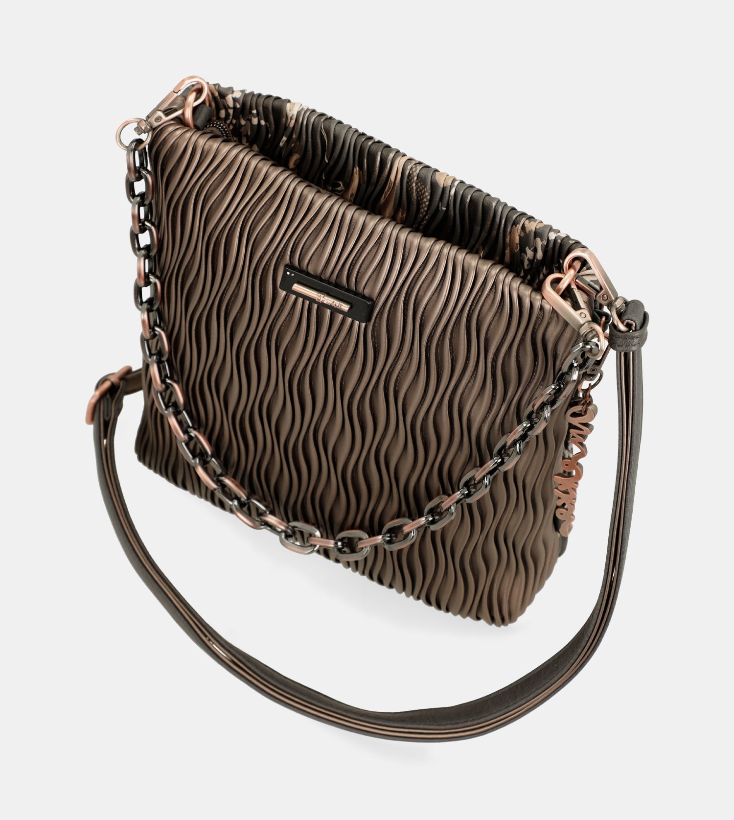 Tracolla quadrata Intentions