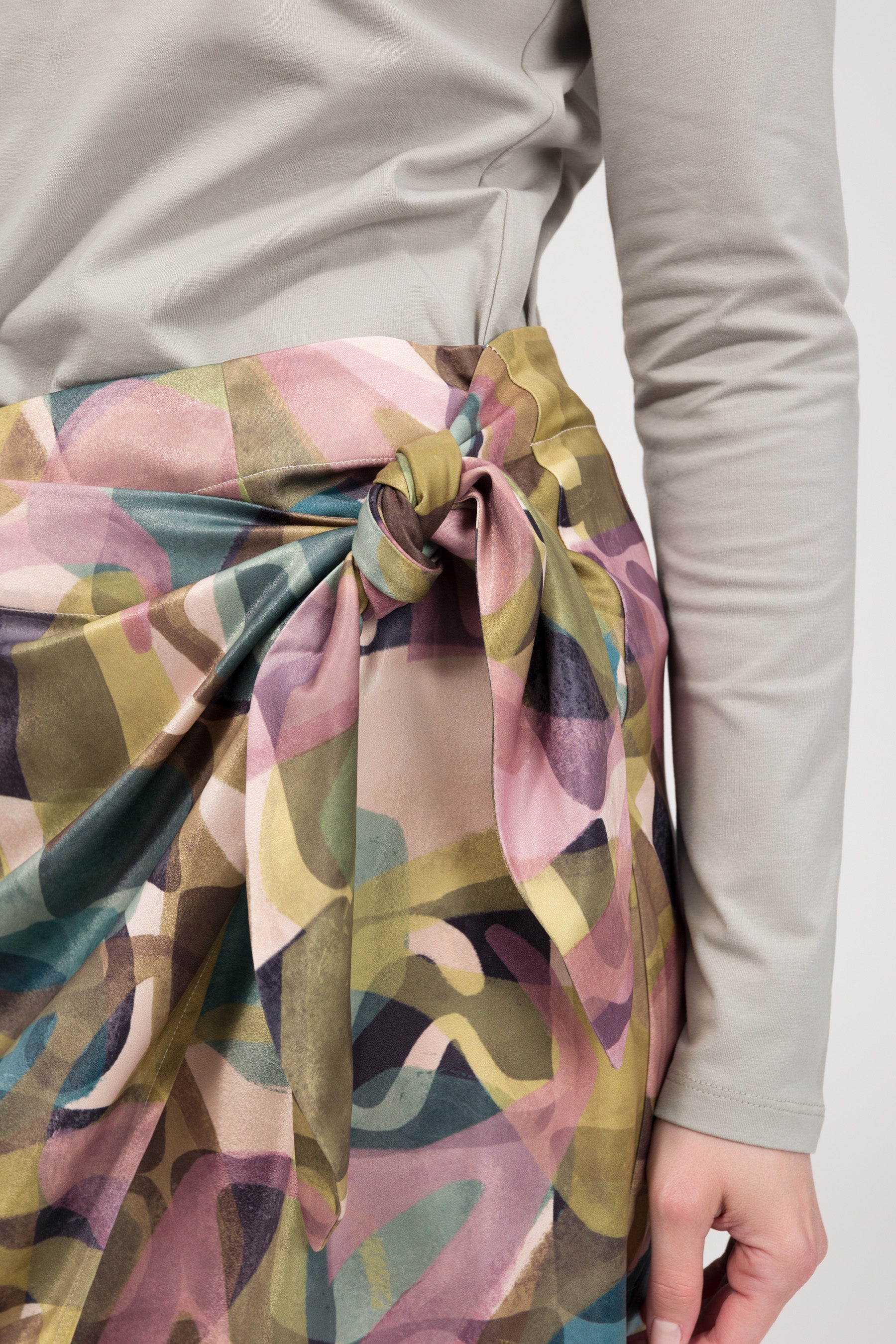 Gonna a pareo Amphora