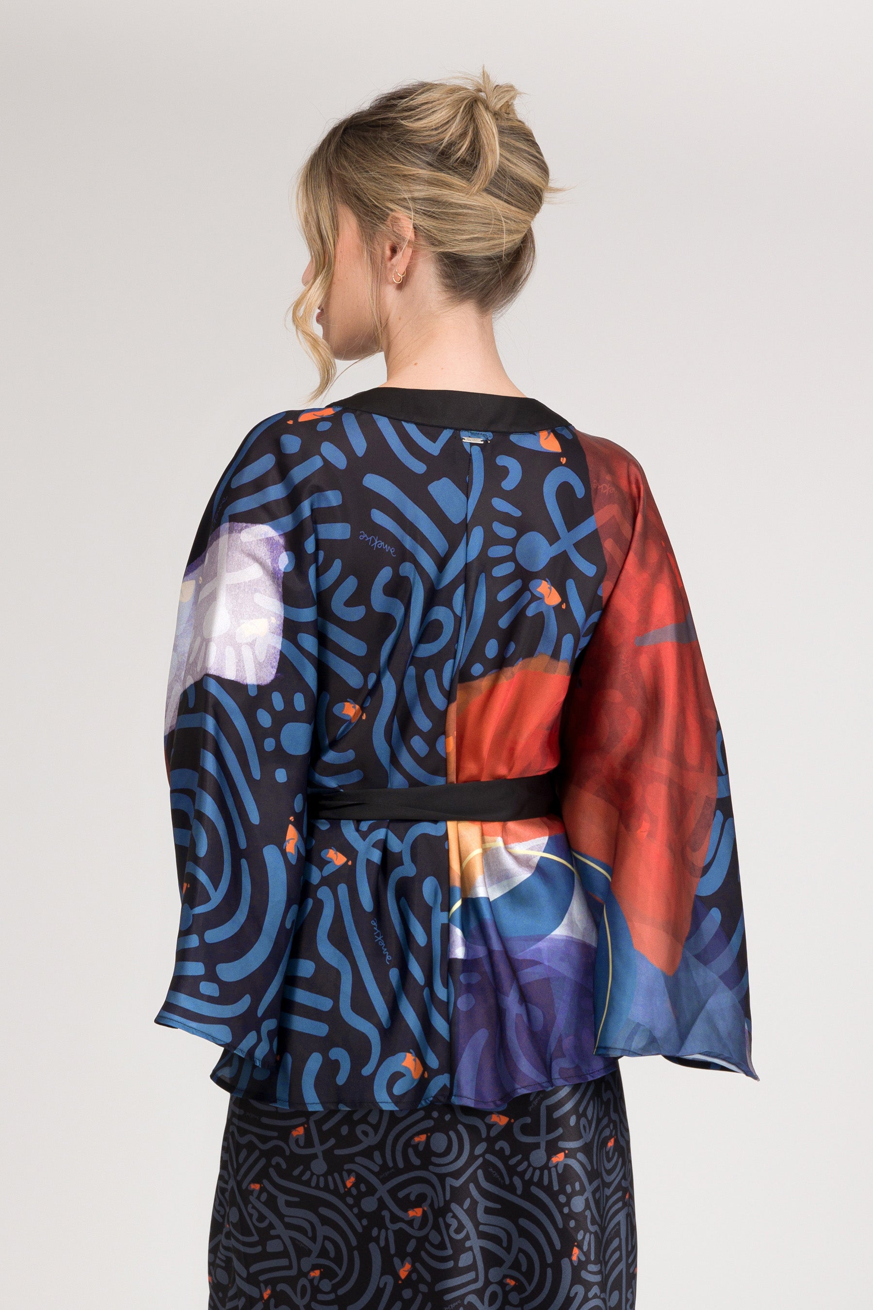 Kimono con stampa fluido