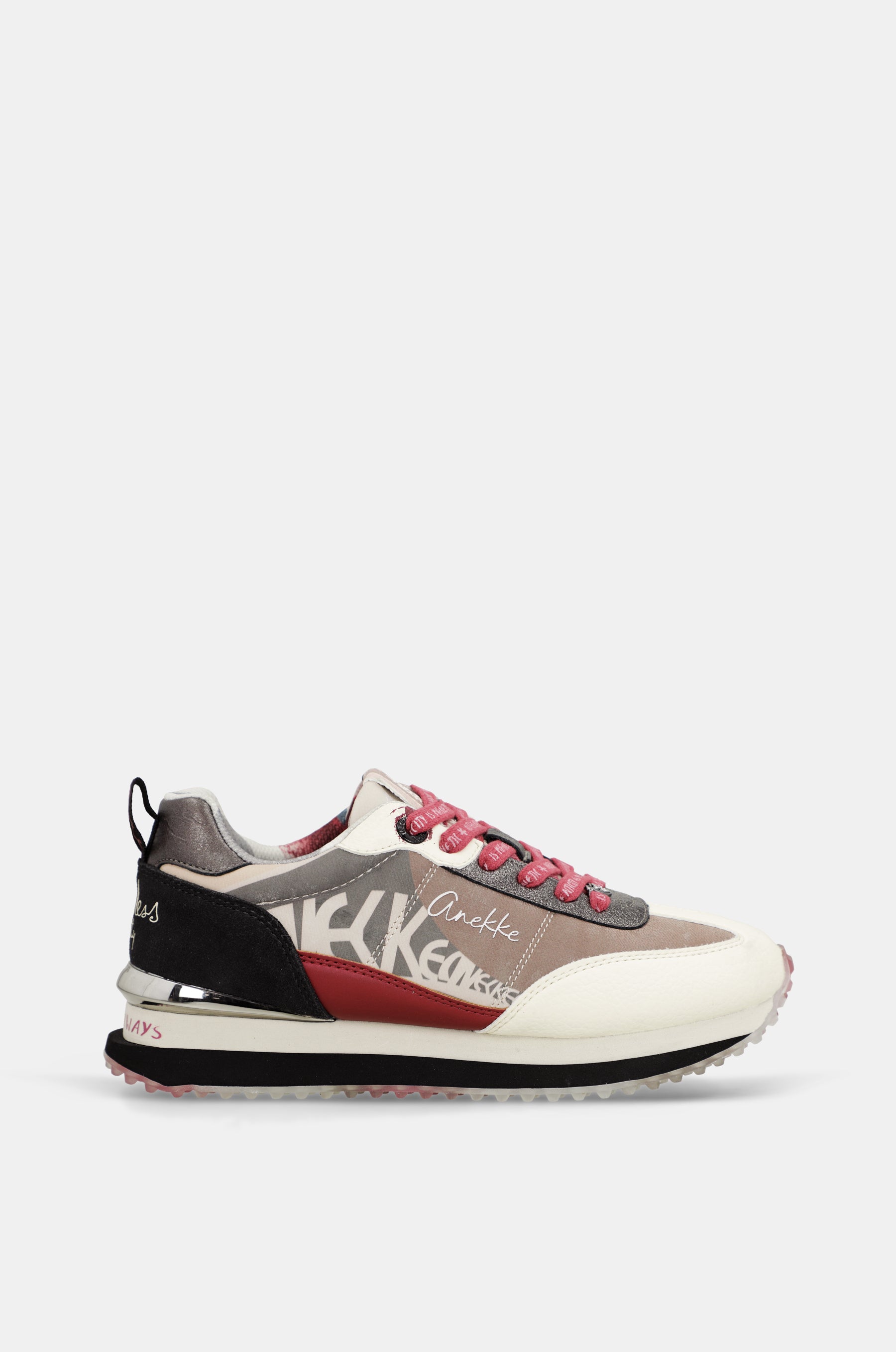 Sneakers rosa e bianche