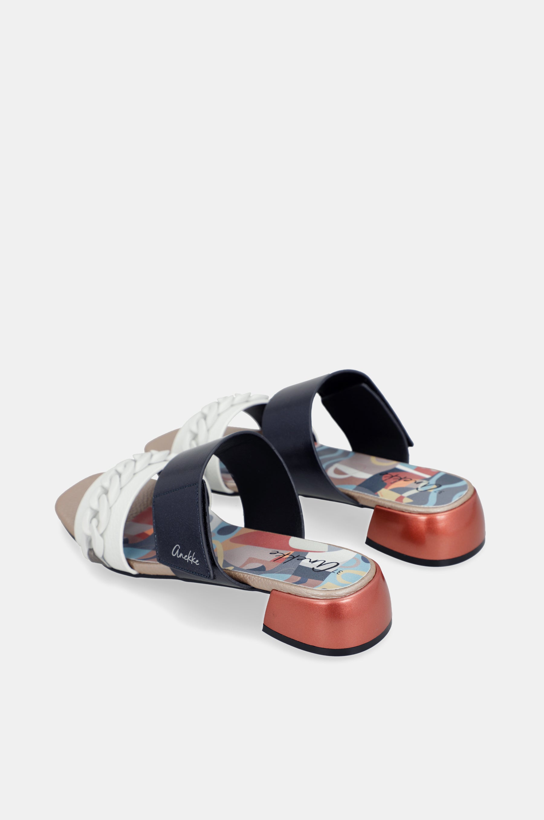 Sandali con tacco e maglie Eikon