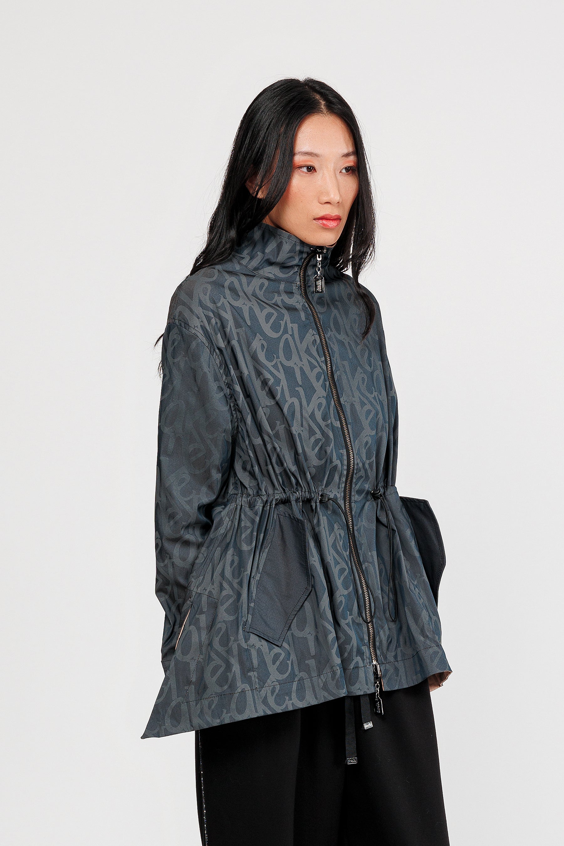 Giacca double-face nera e beige