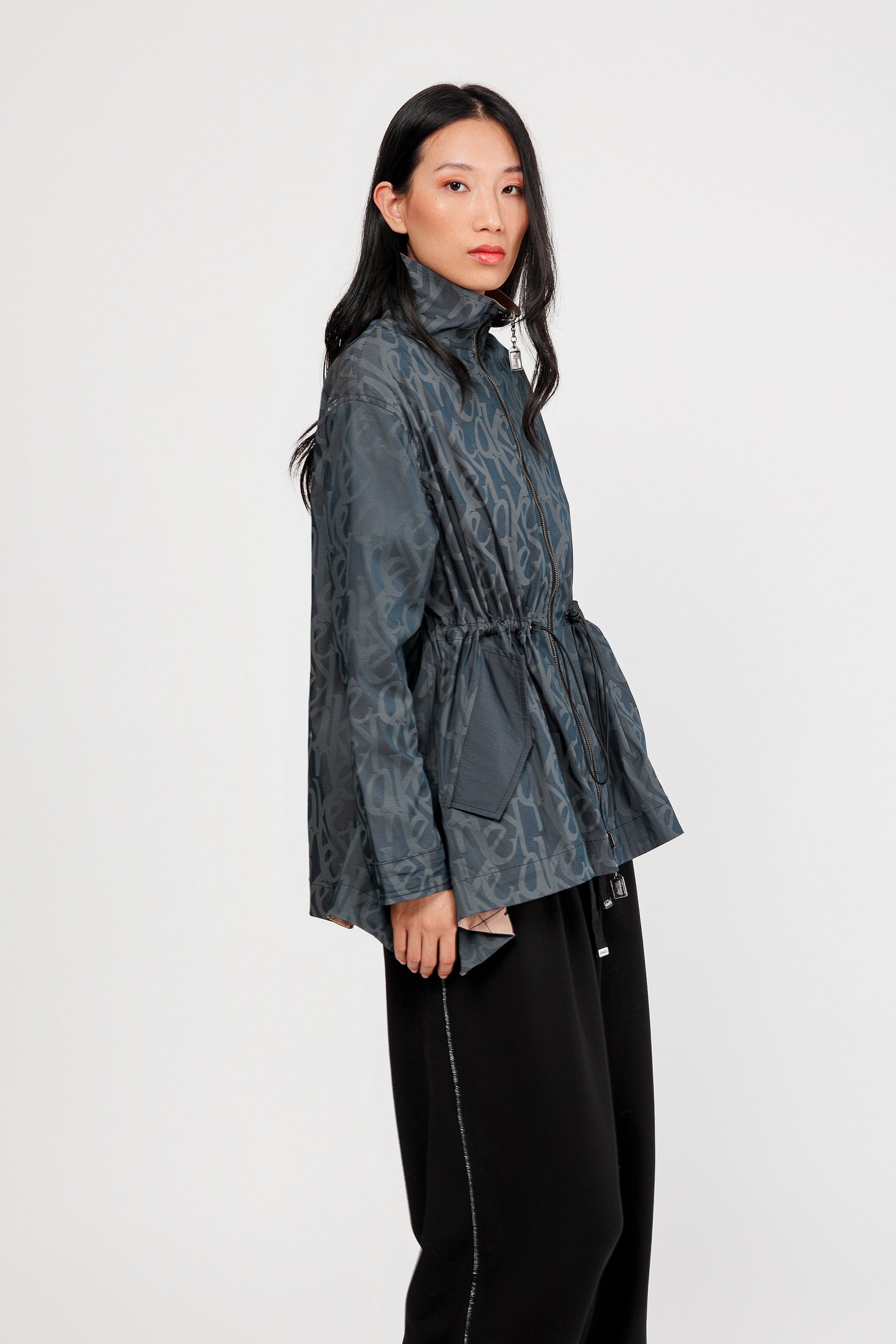 Giacca double-face nera e beige