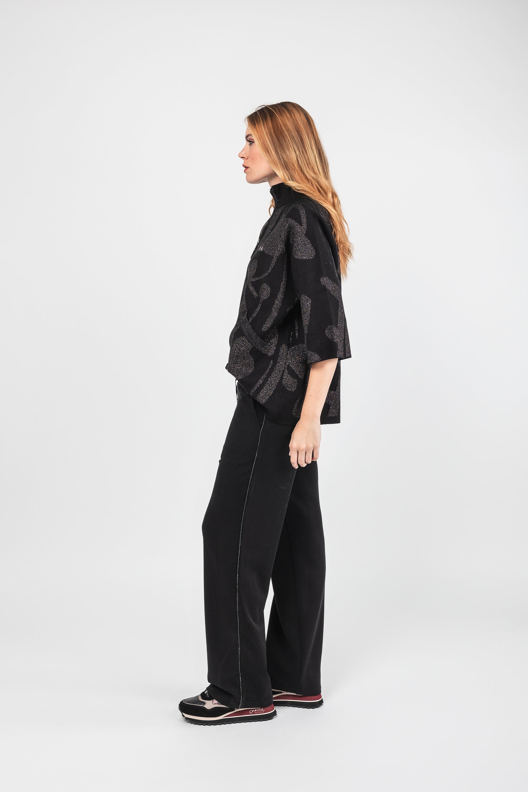 Pantaloni neri