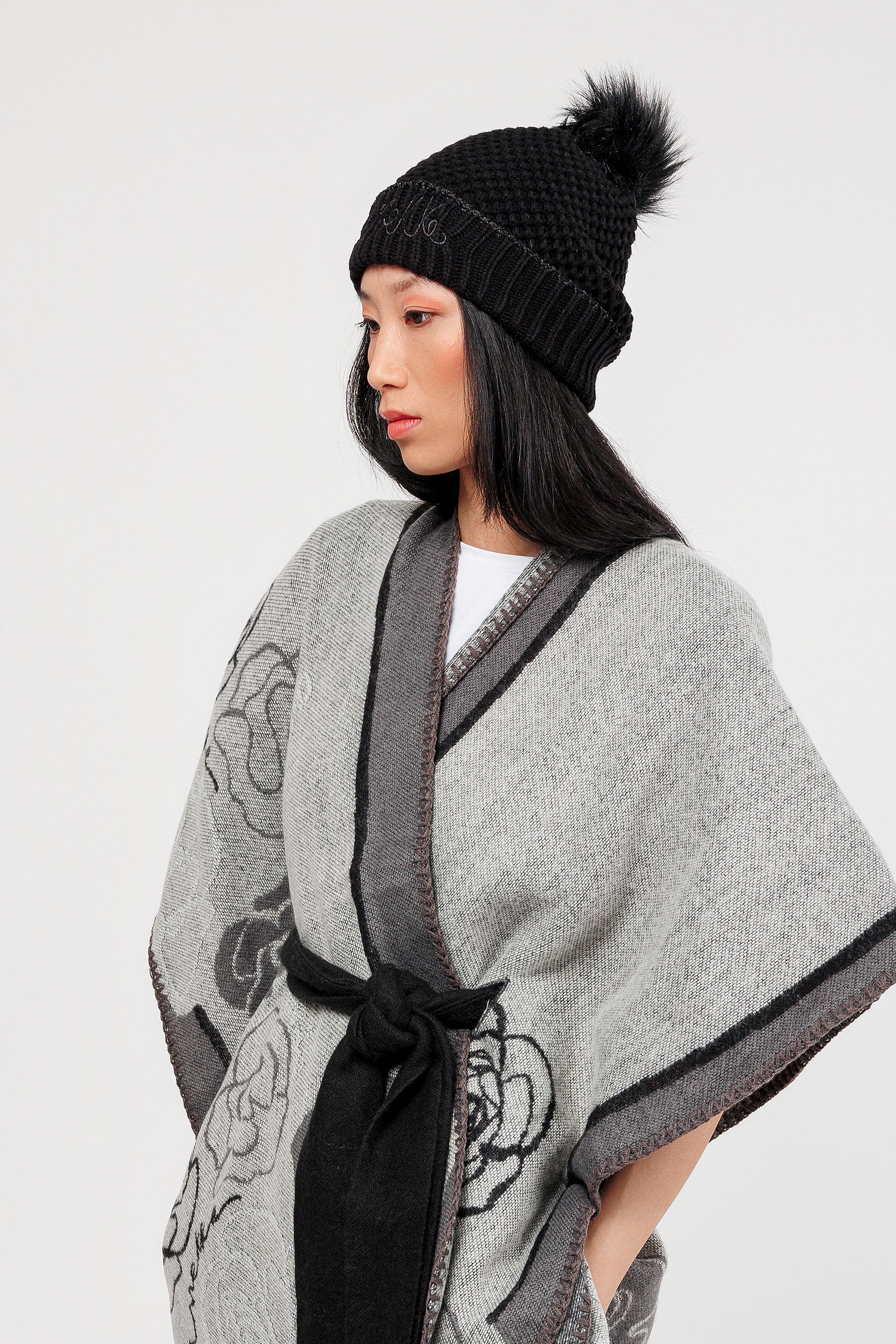 Cappello in maglia nero