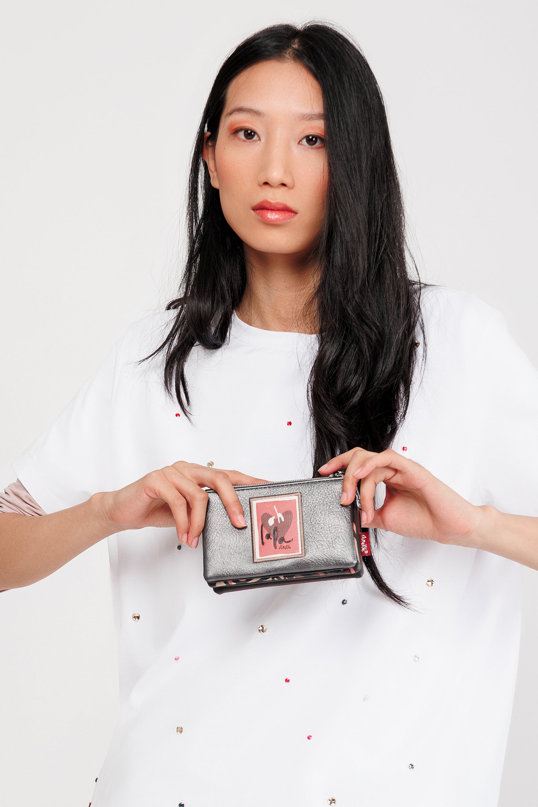 Portamonete con patta Parisian