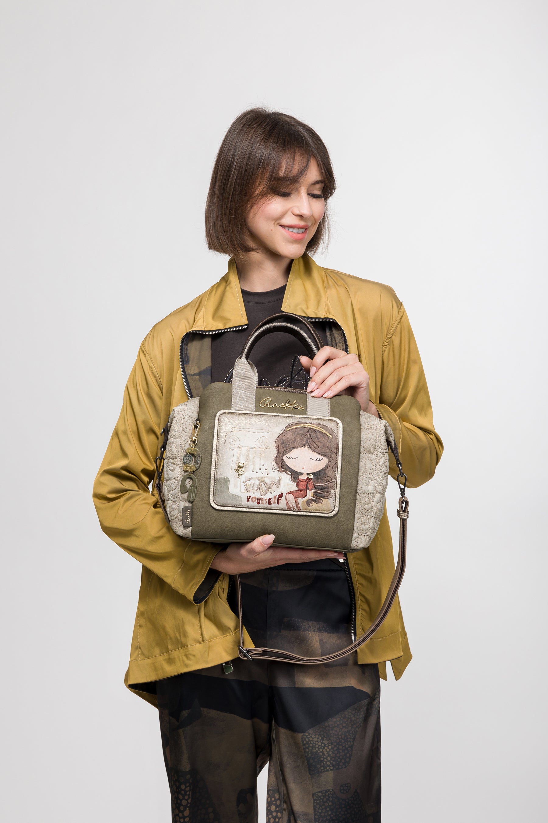 Borsa media con manico corto Muse