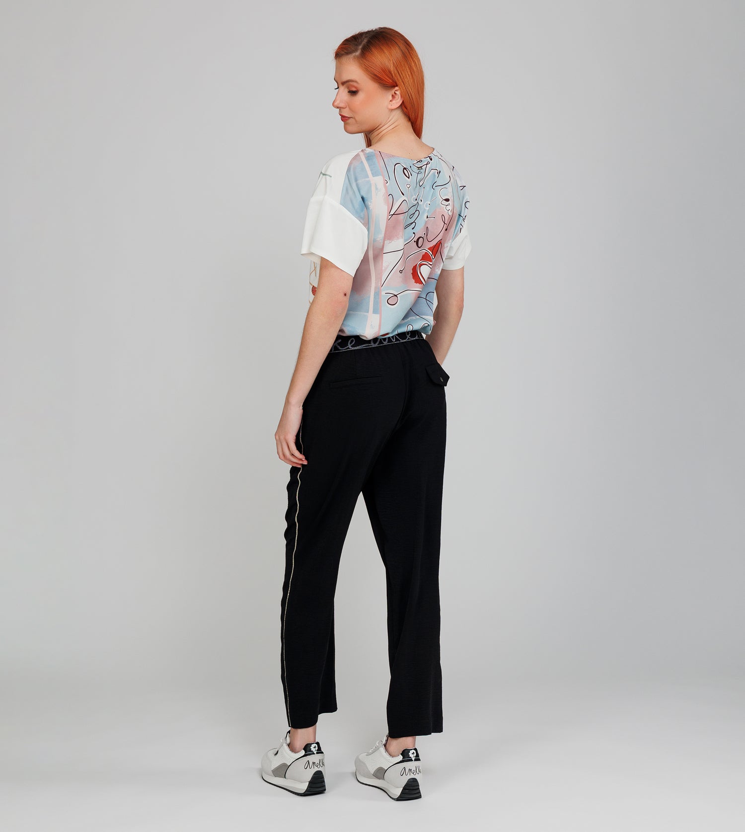 T-shirt stampata a maniche corte Alma