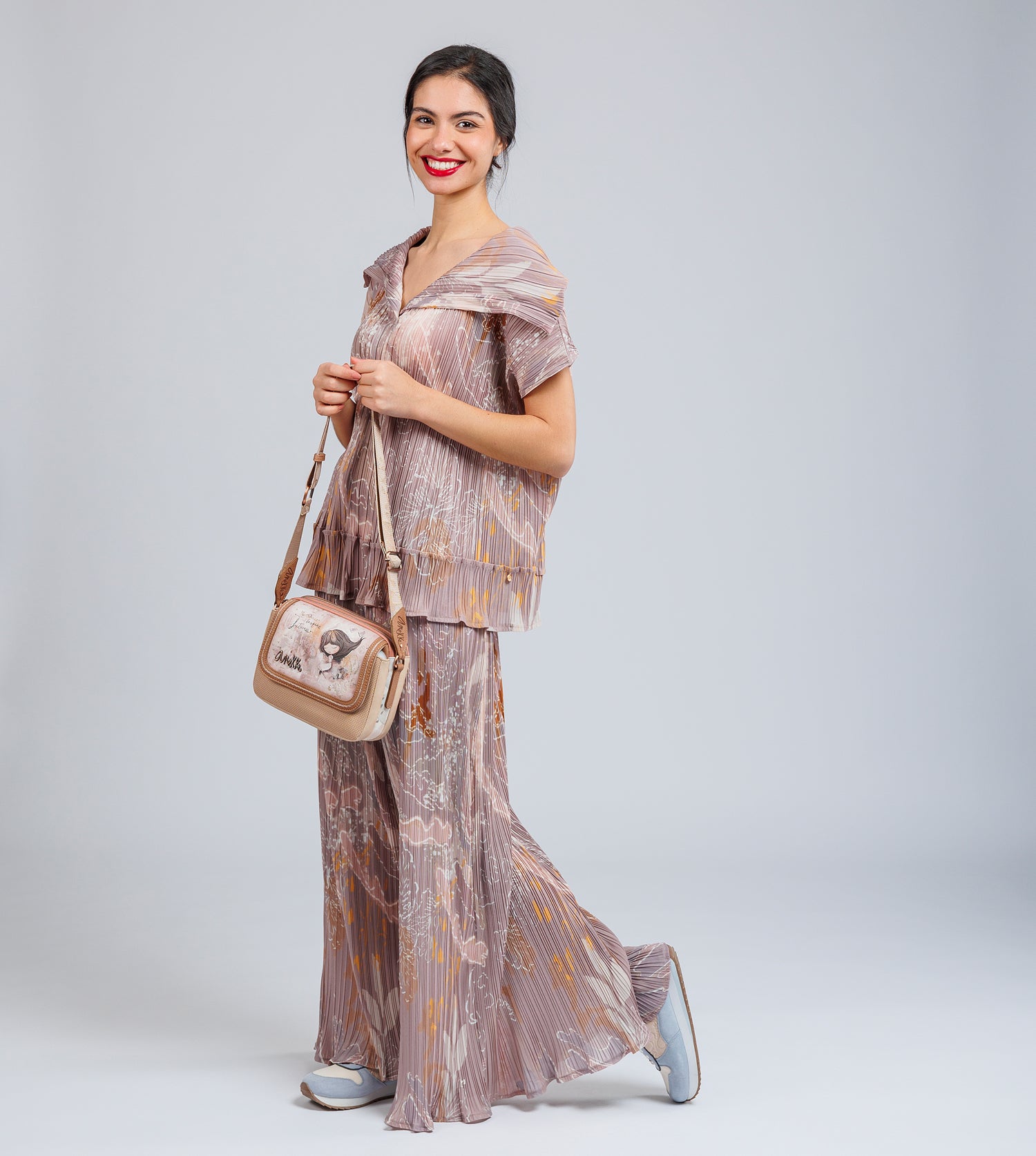 Borsa a tracolla Memories con patta ovale