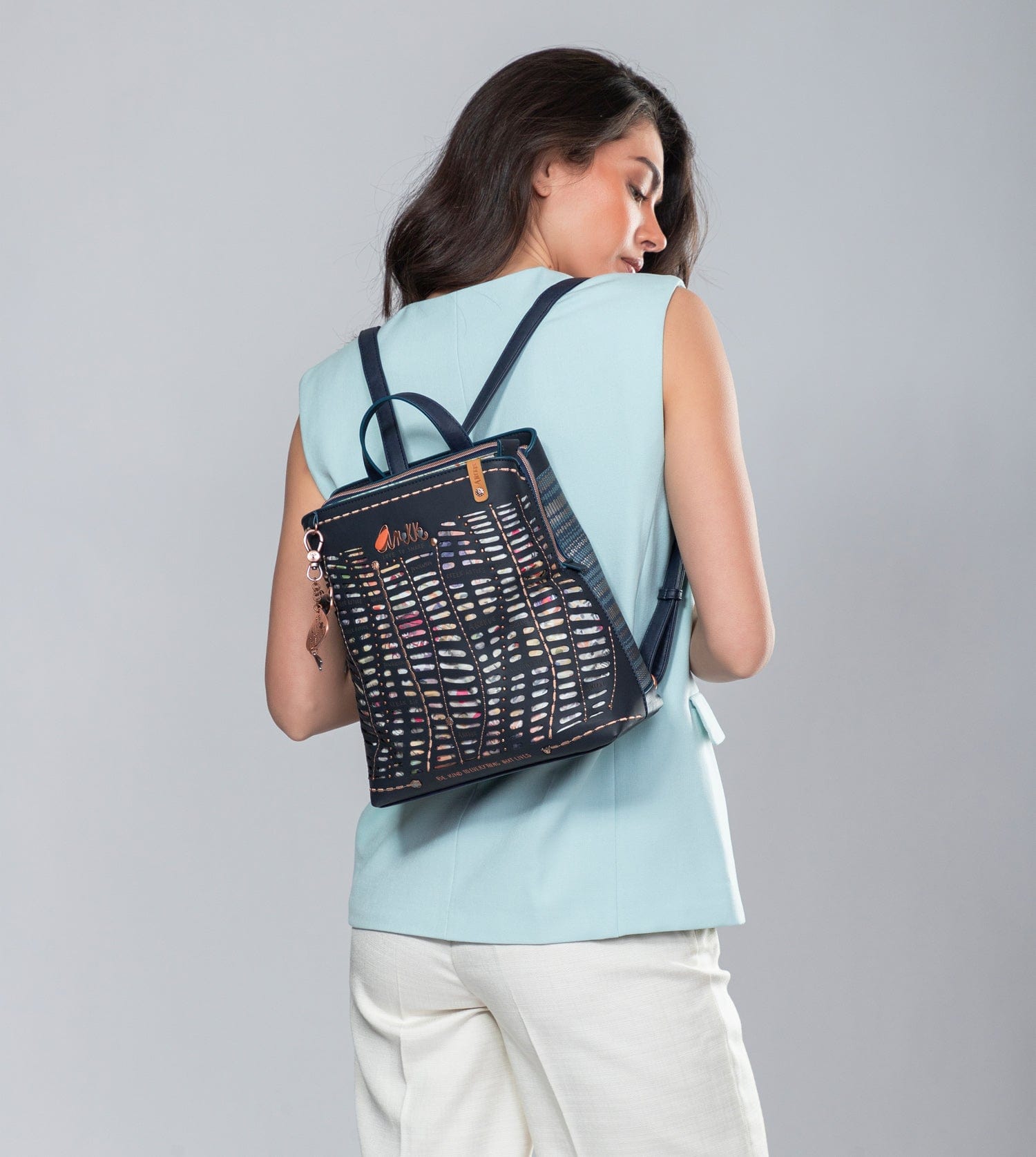 Zaino Nature Pachamama blu navy con 3 scomparti