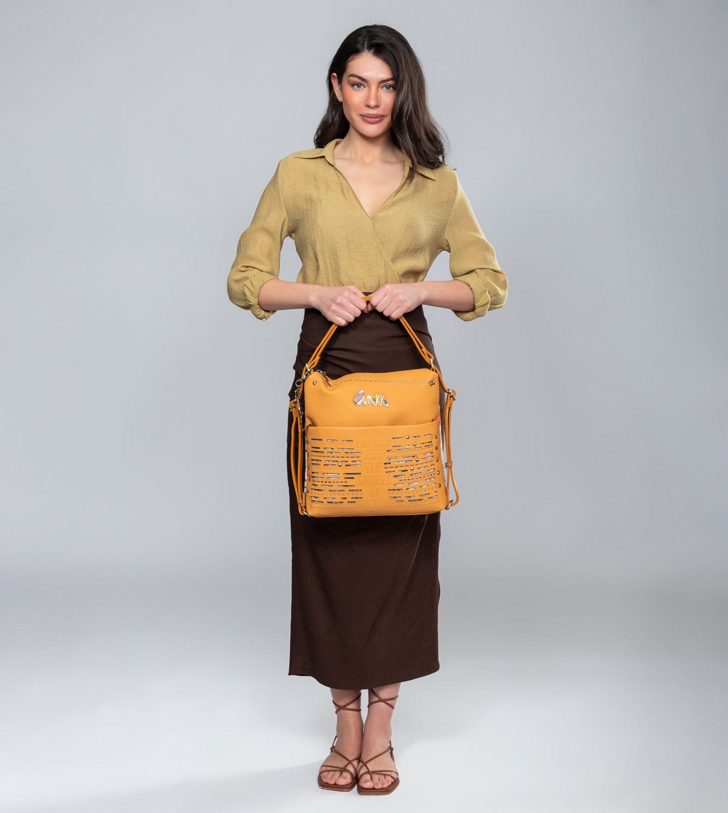 Borsa ocra trasformabile Nature Pachamama in zaino