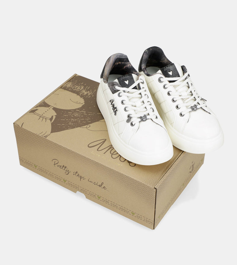 Sneakers bianche casual