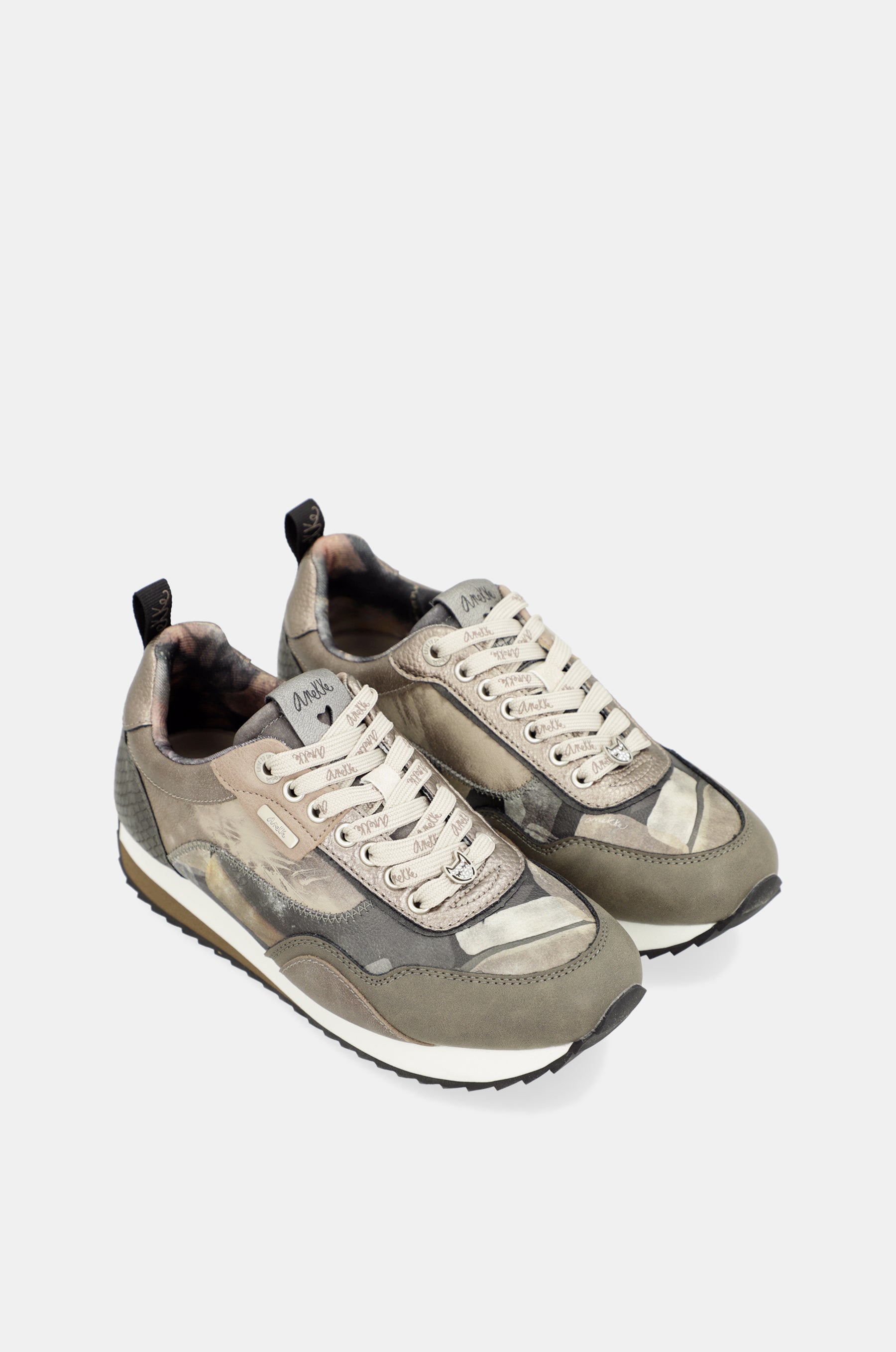 Sneakers da viaggio grigie