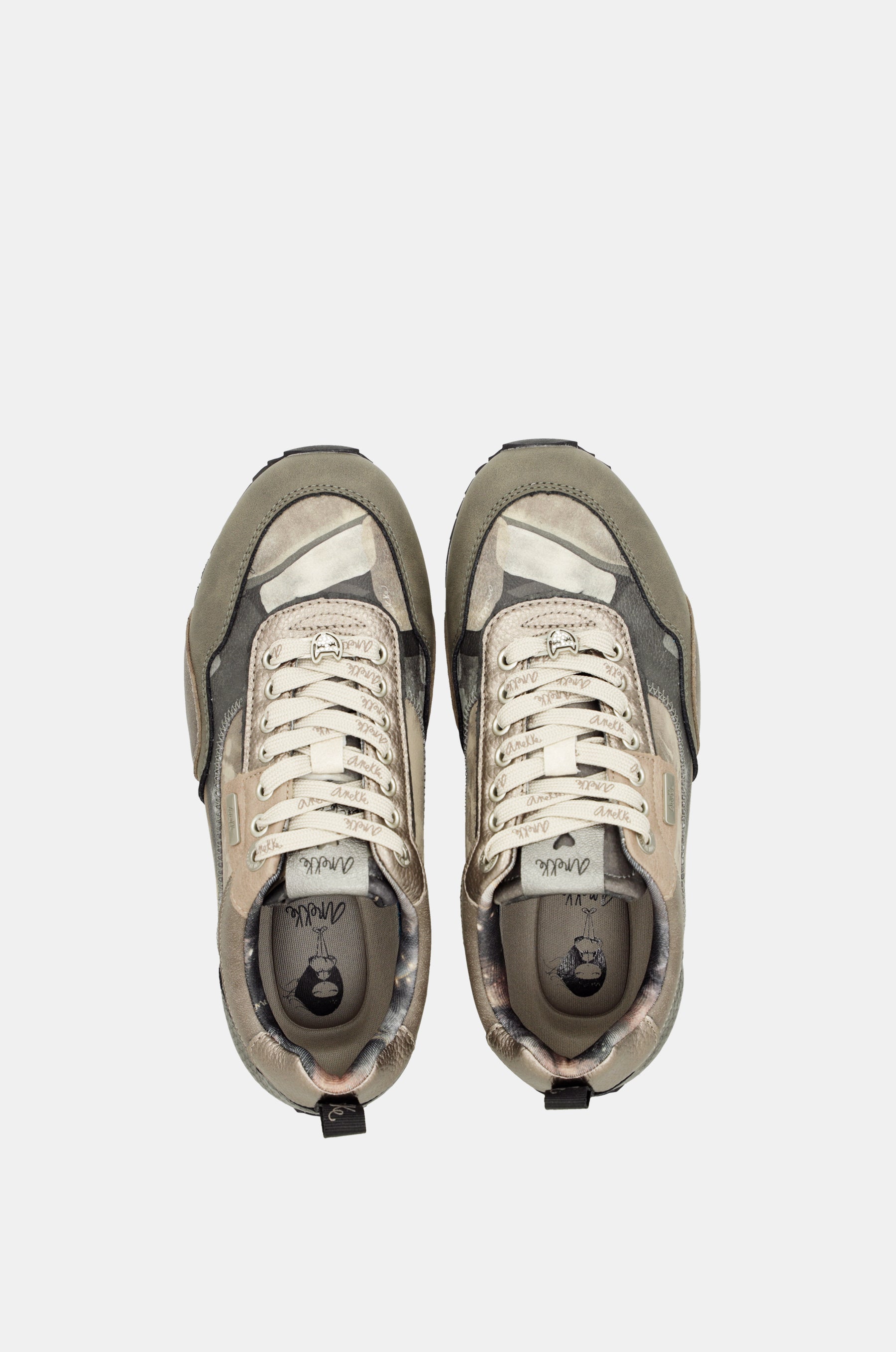Sneakers da viaggio grigie