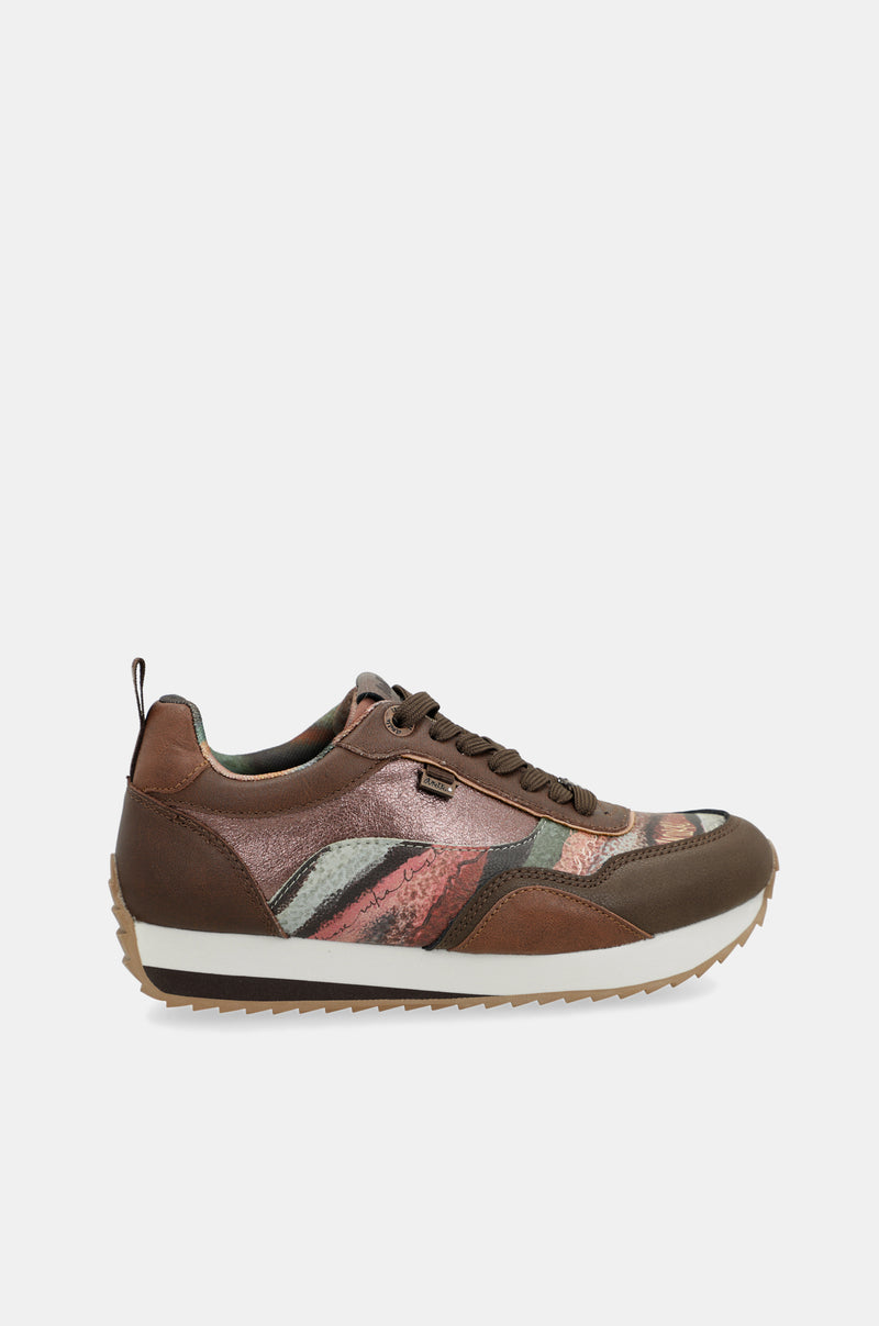 Sneakers stampate da viaggio