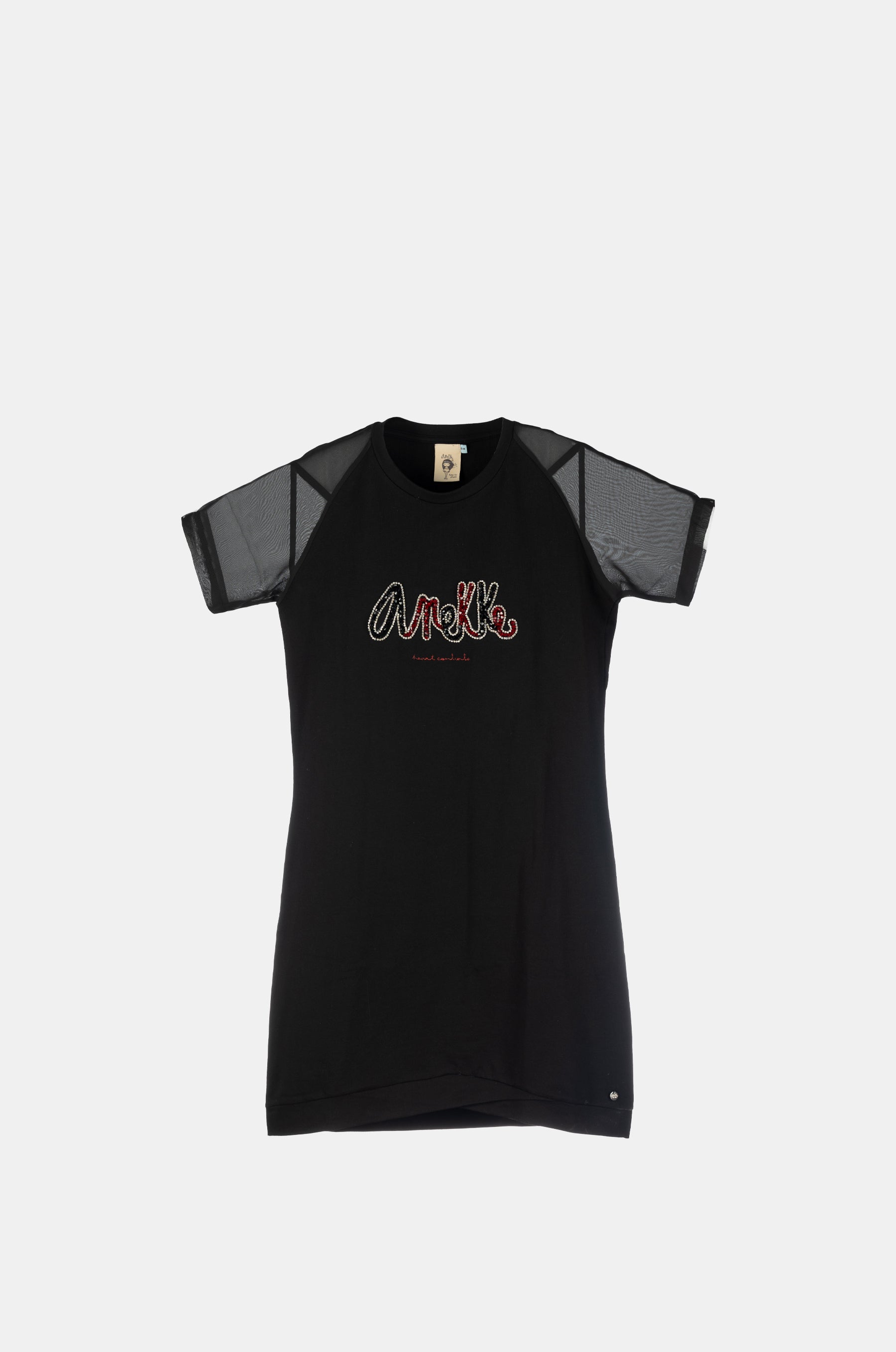 Vestito nero a maniche corte