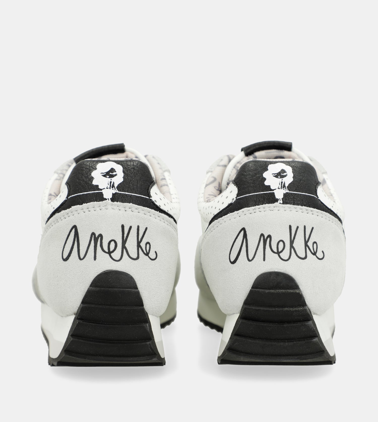 Sneakers a Pois Bianchi