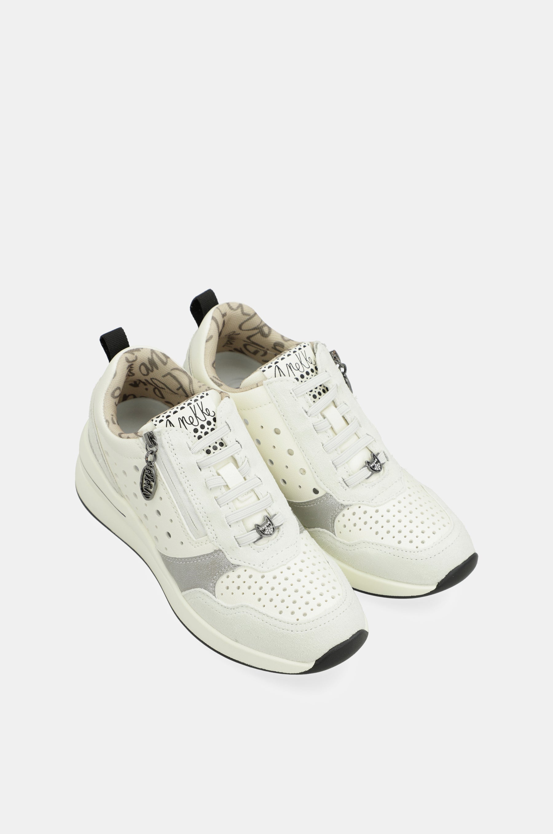 Sneakers bianche a forma di cuneo con pois