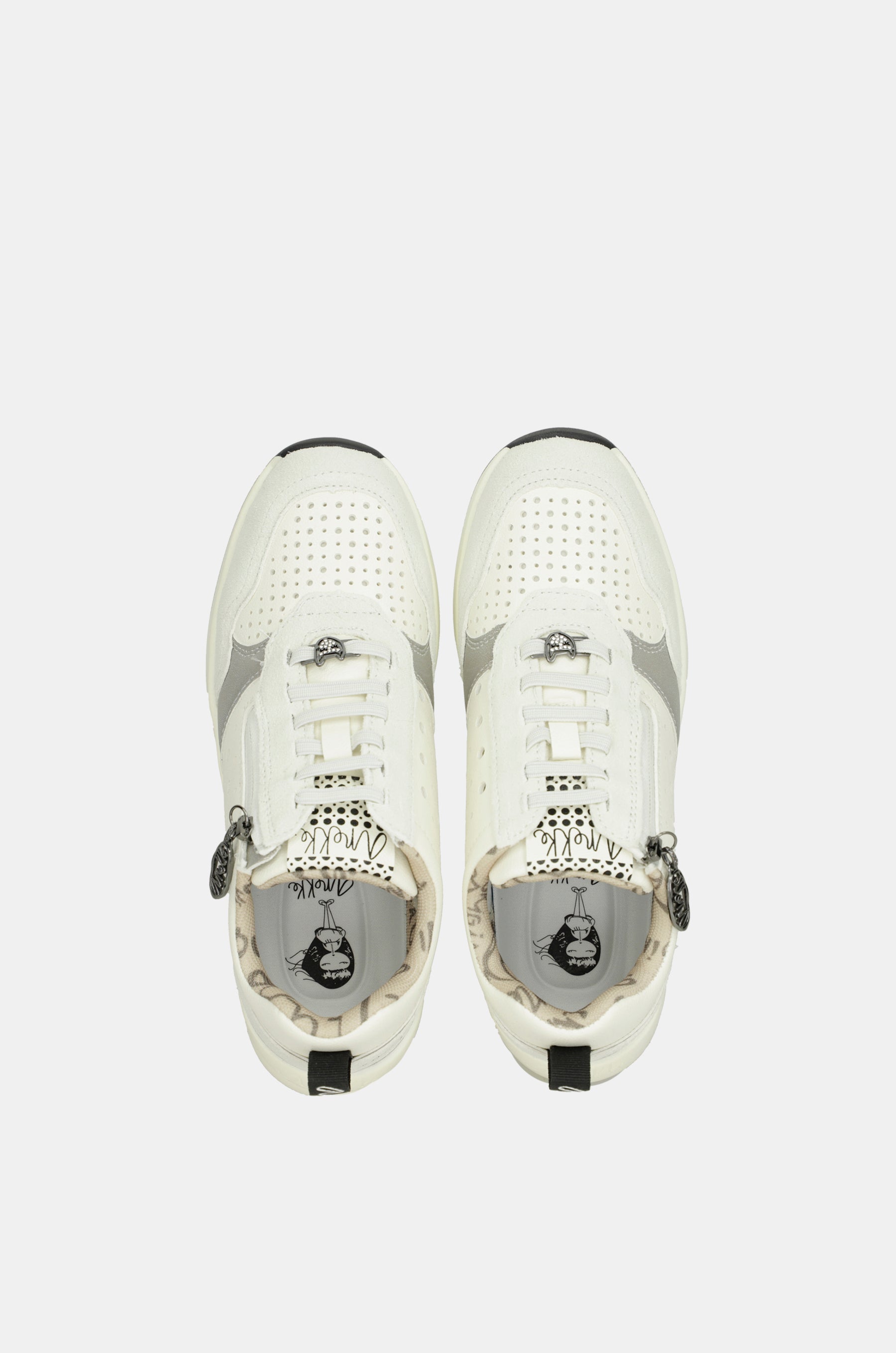 Sneakers bianche a forma di cuneo con pois