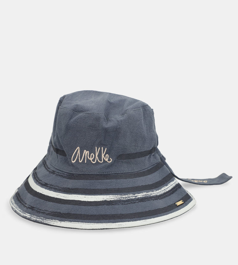 Cappello a secchiello blu