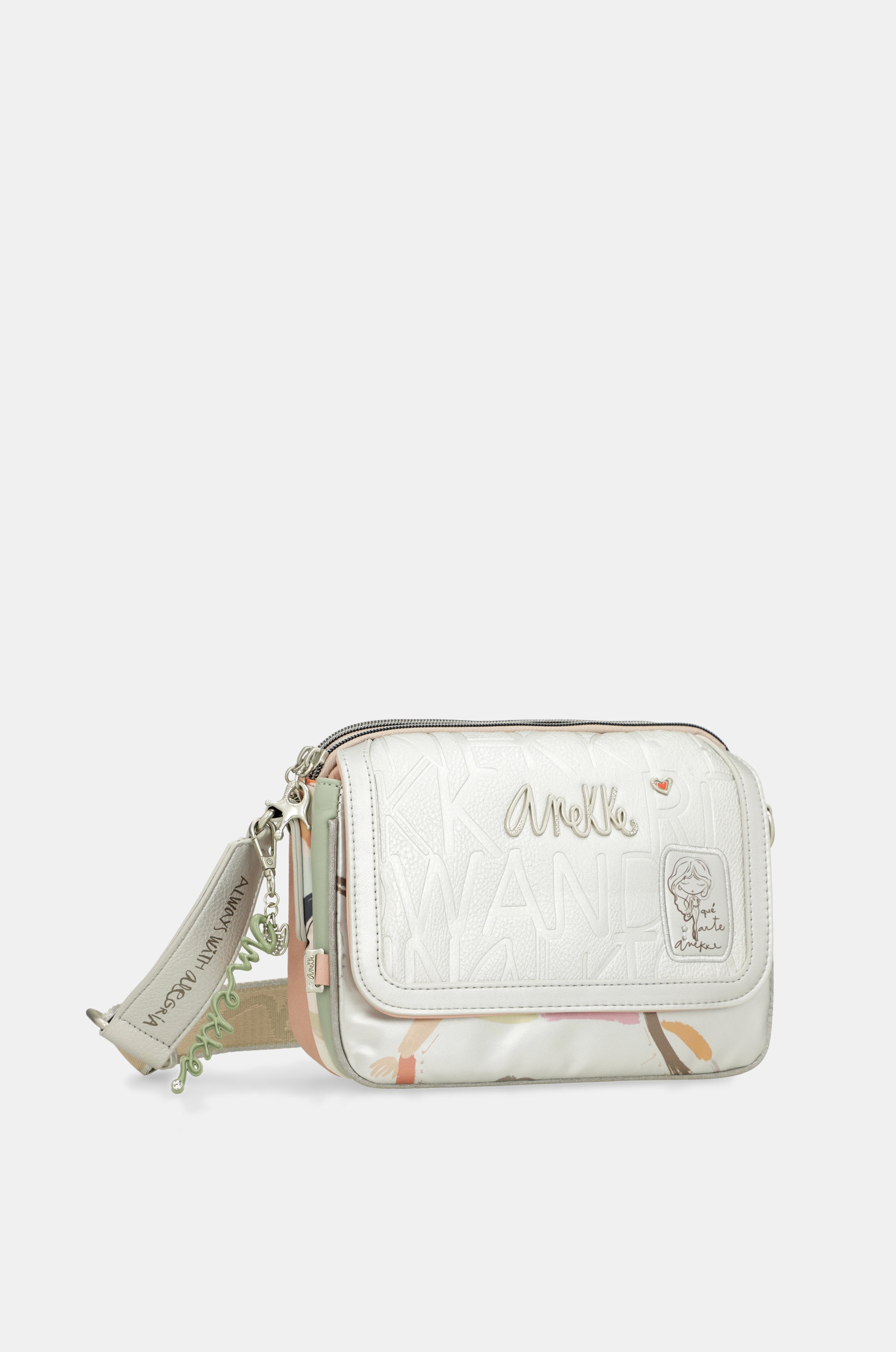Borsa a tracolla Alma con patta ovale