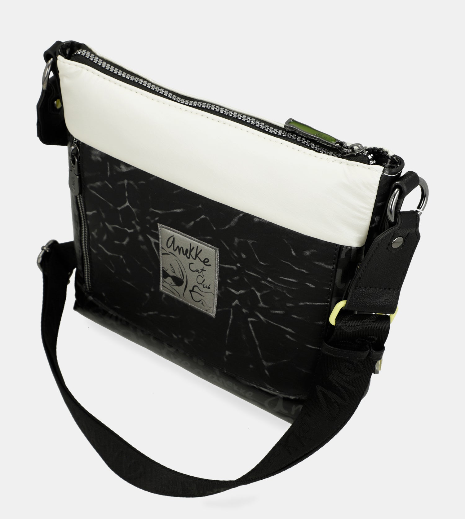 Borsa a tracolla Nature Towanda con tasca frontale