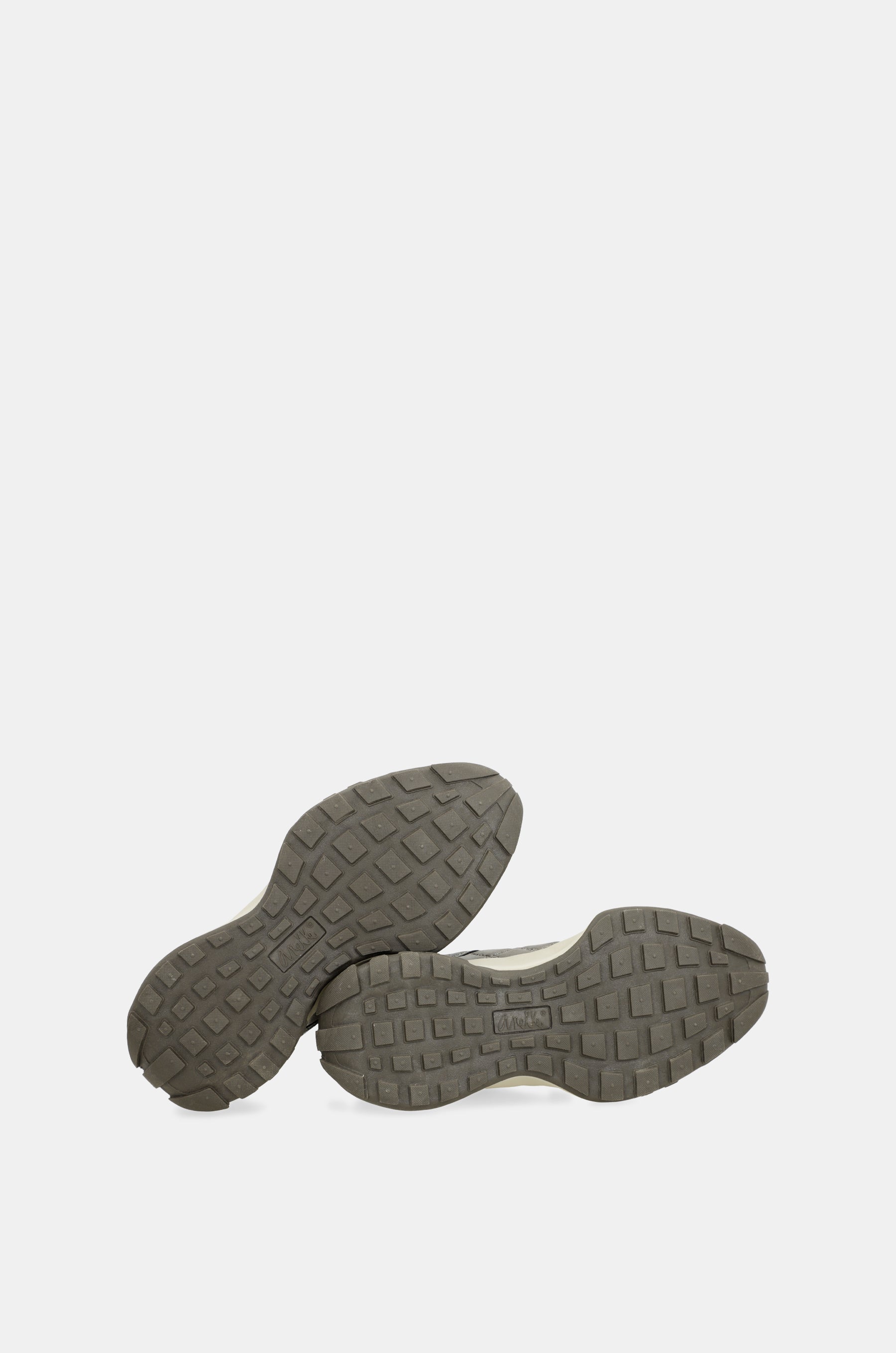 Scarpe sportive grigio metallico