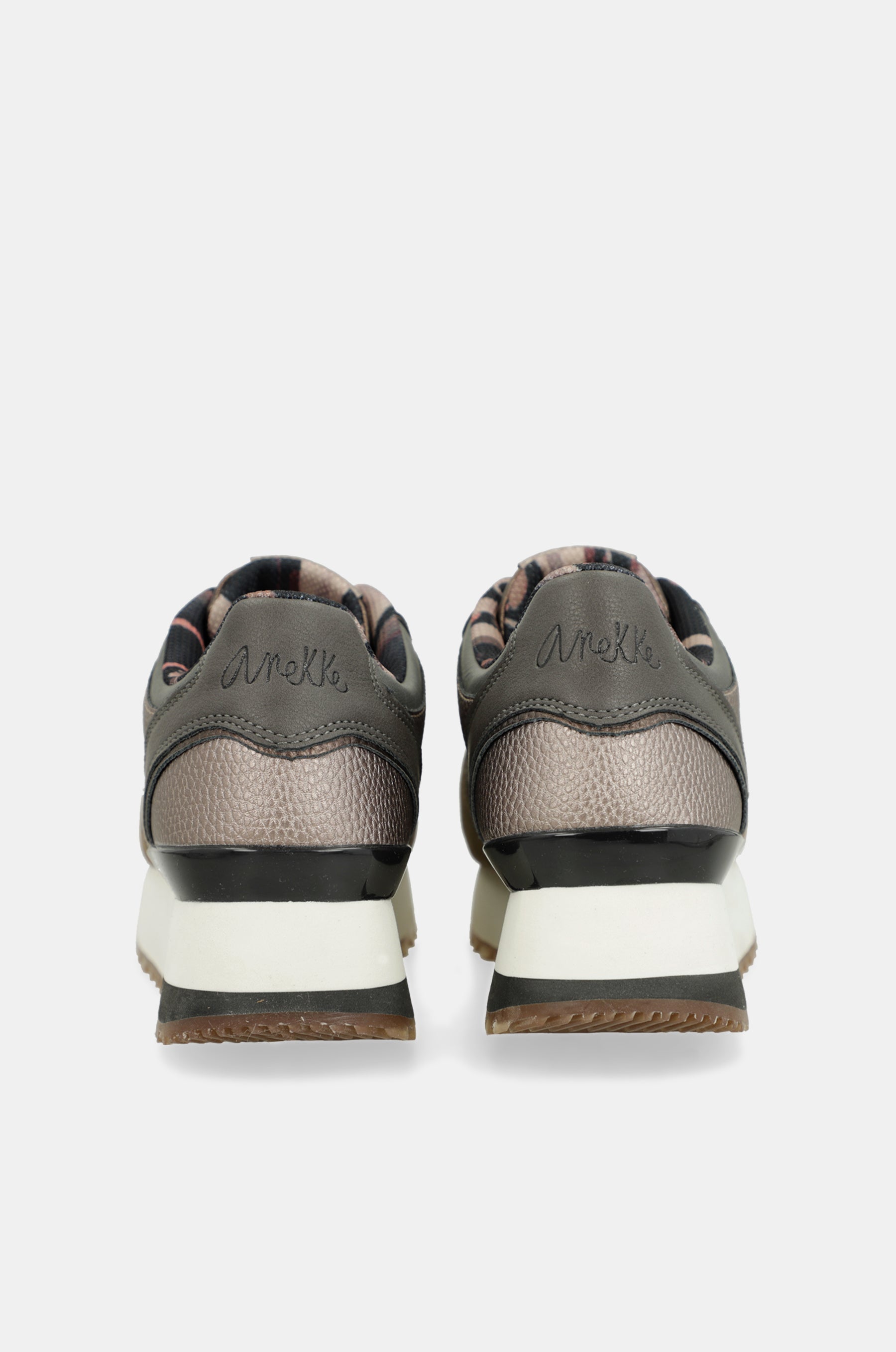 Scarpe sportive piattaforma talpa