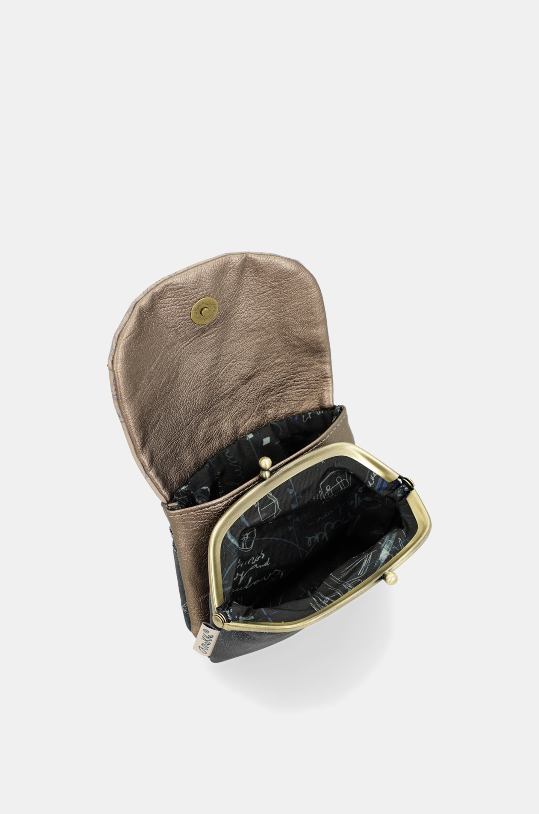 Portamonete con patta Studio