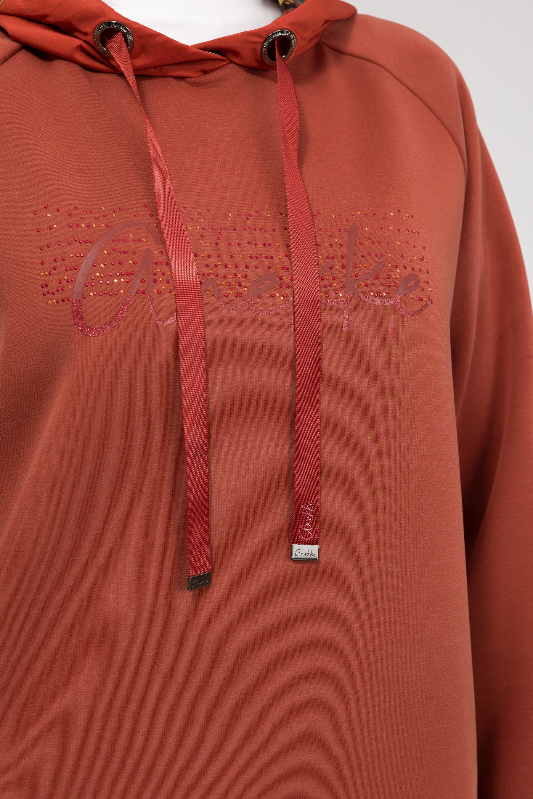 Felpa a maniche lunghe e cappuccio