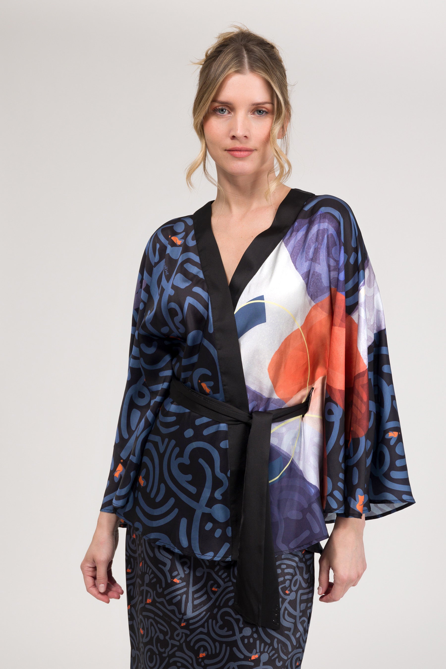 Kimono con stampa fluido