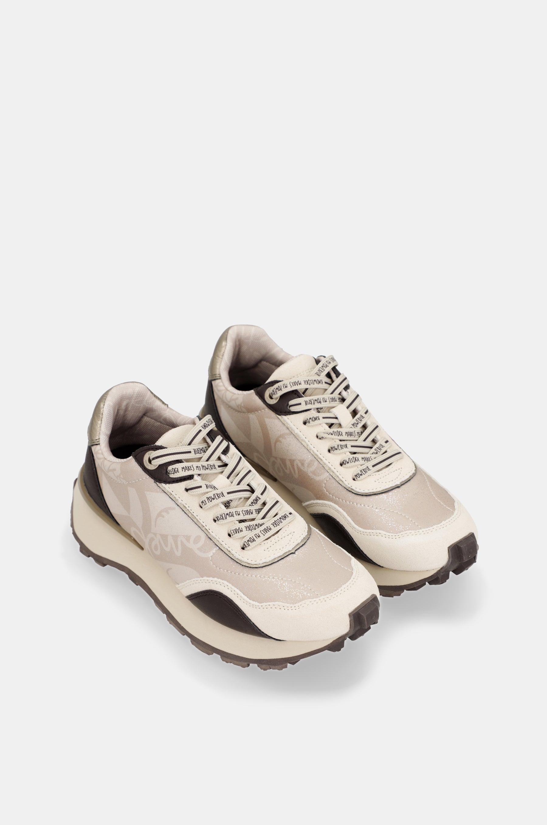 Sneakers beige con dettagli marroni