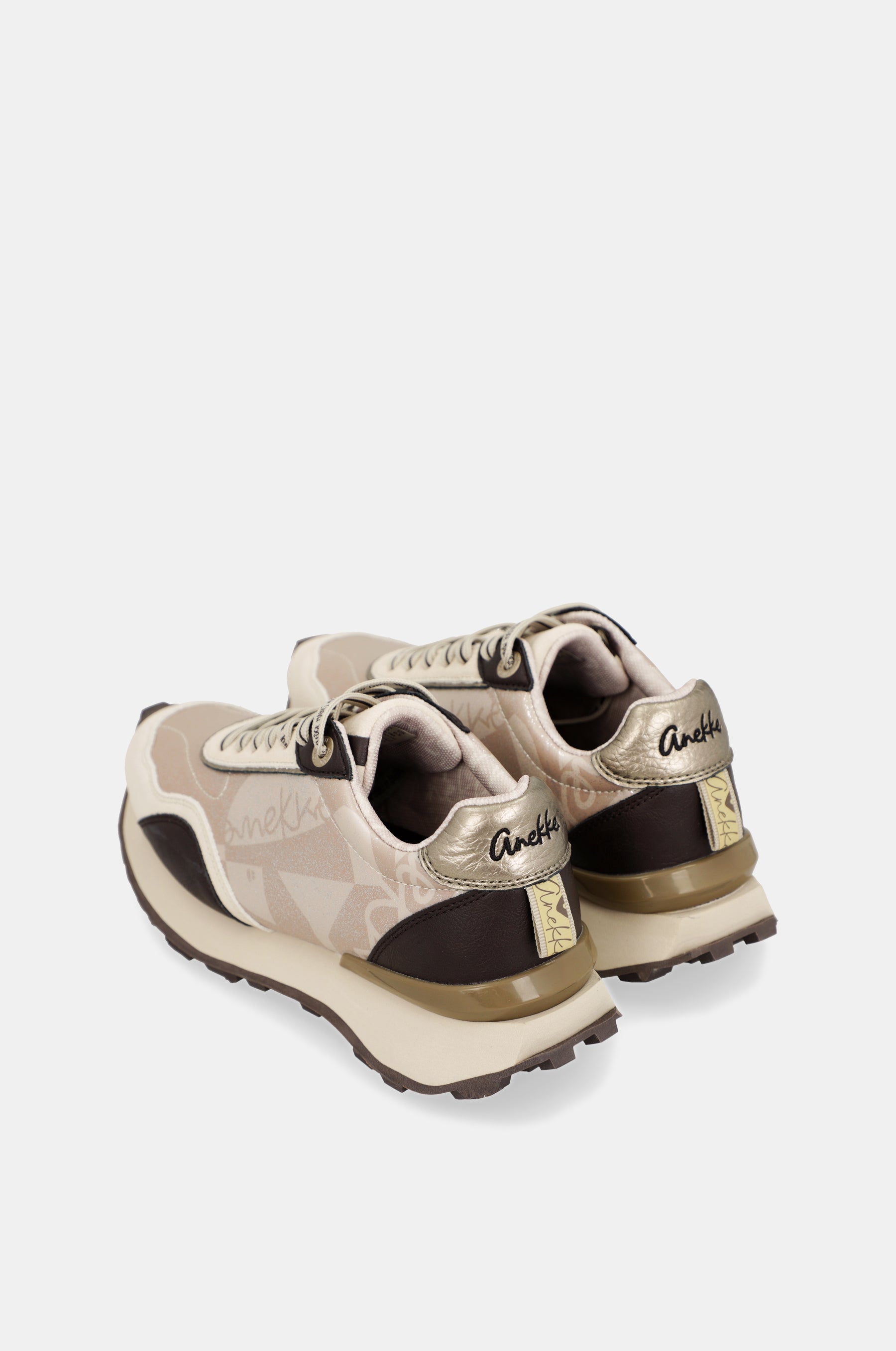 Sneakers beige con dettagli marroni