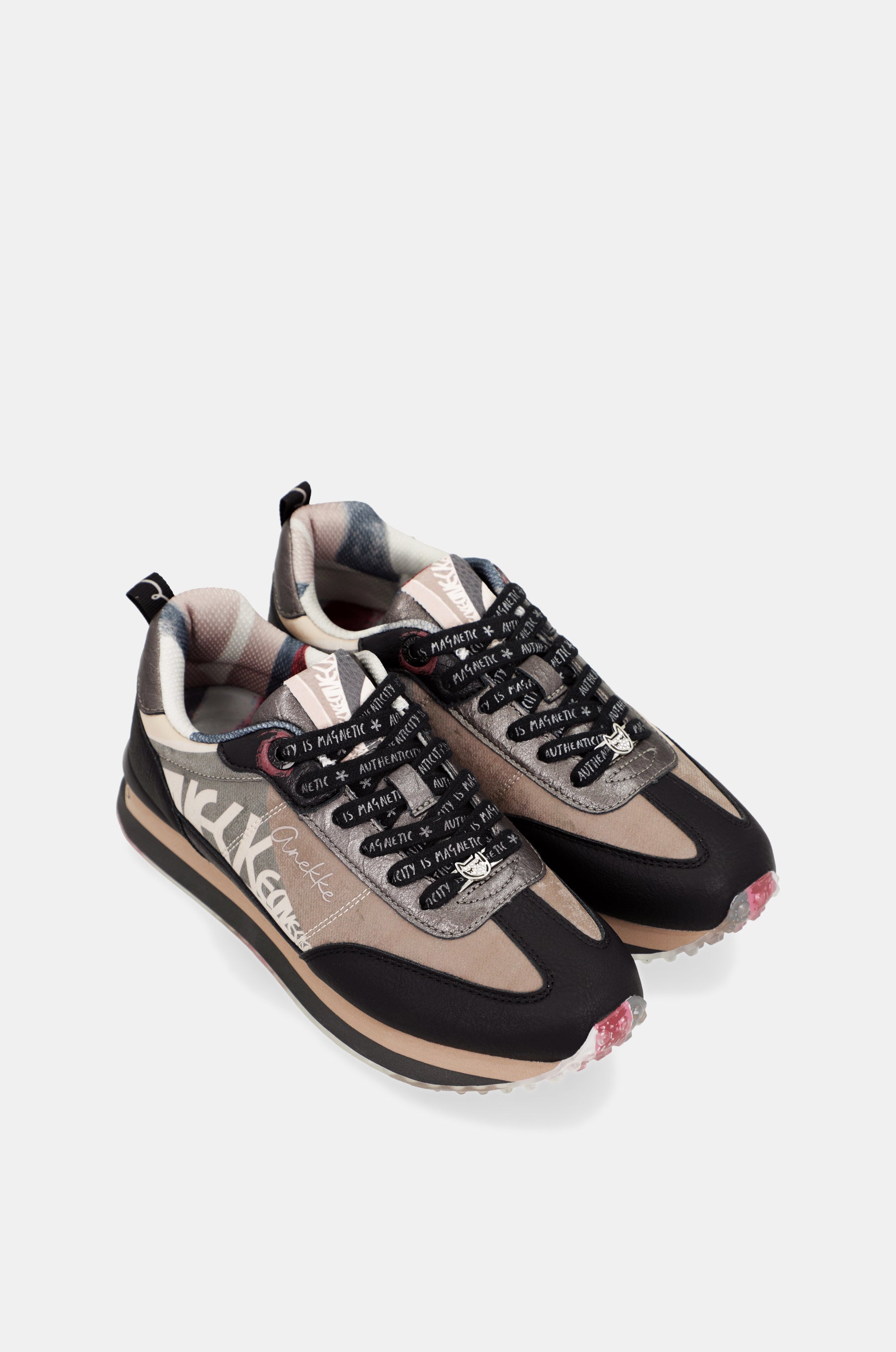 Sneakers nere e rosa