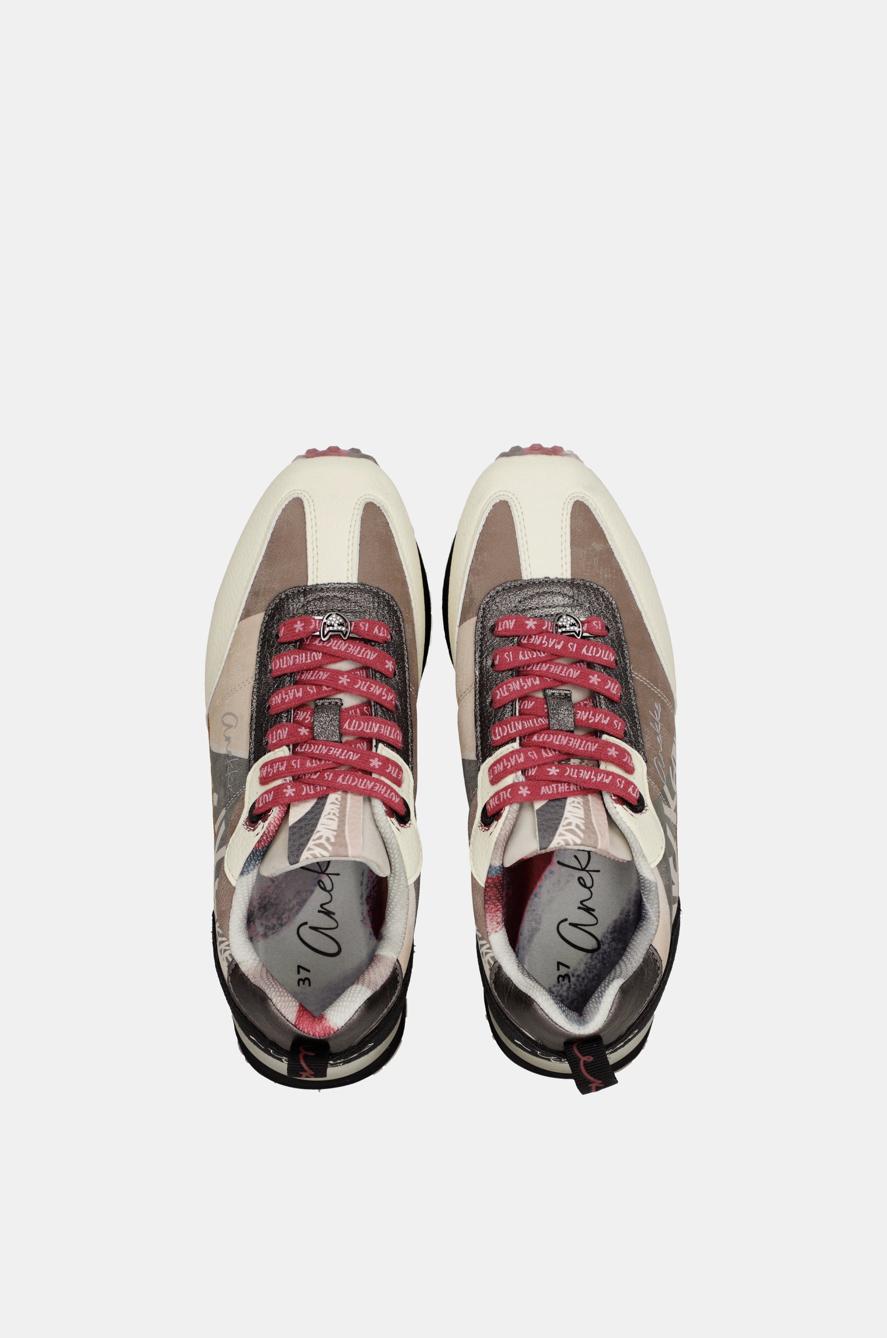 Sneakers rosa e bianche