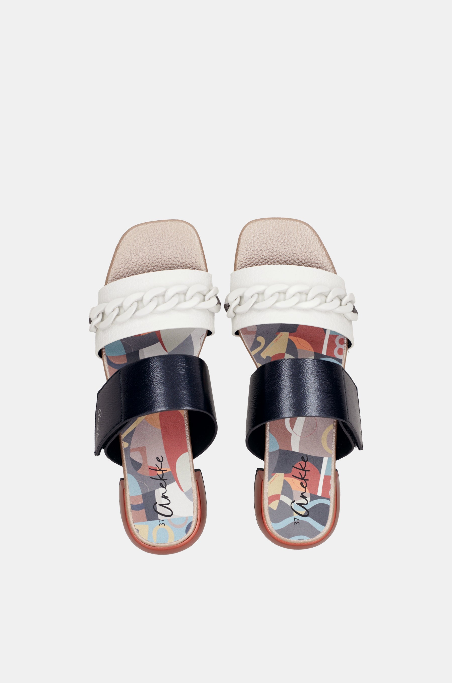 Sandali con tacco e maglie Eikon