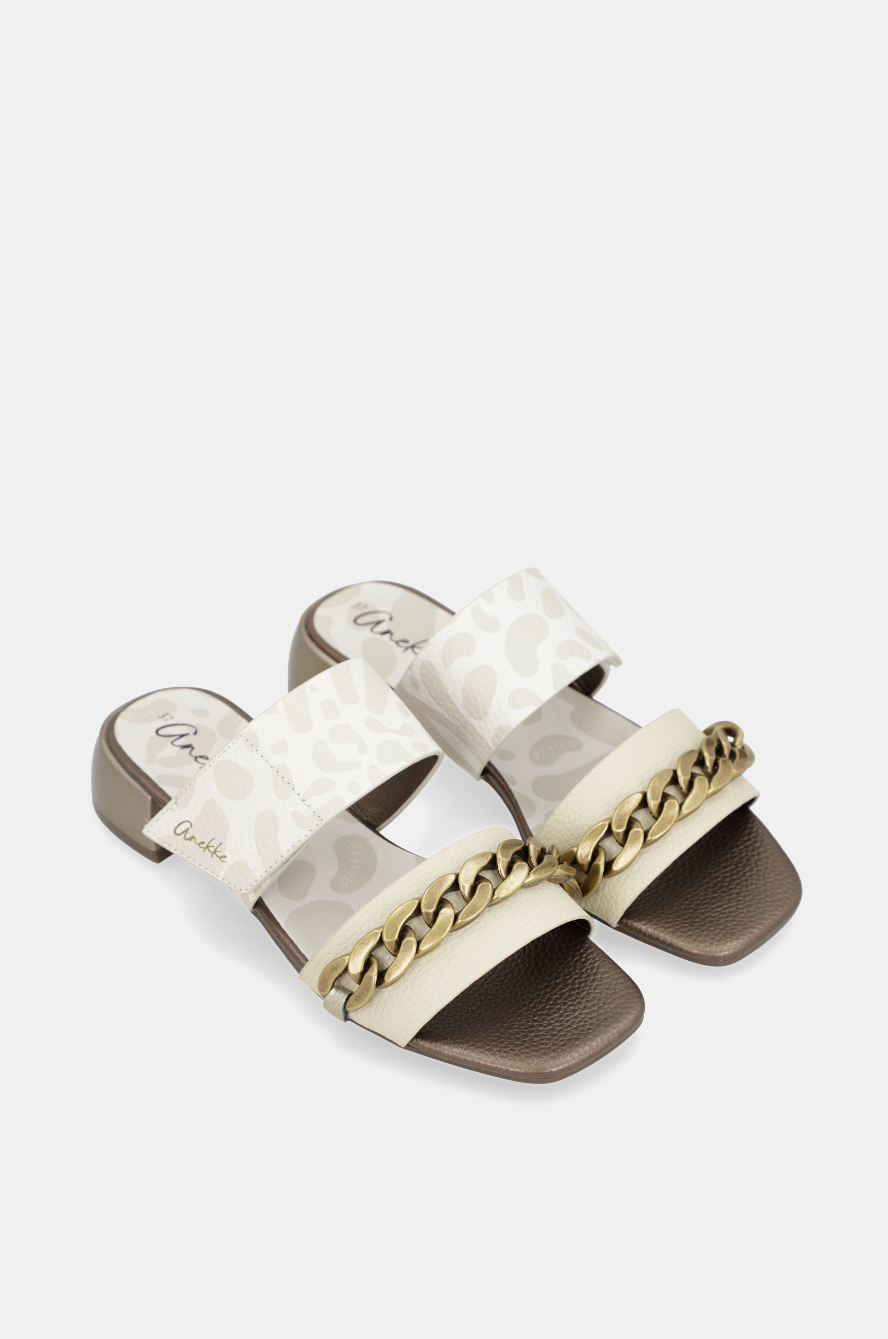 Sandali con tacco e maglie Gaia