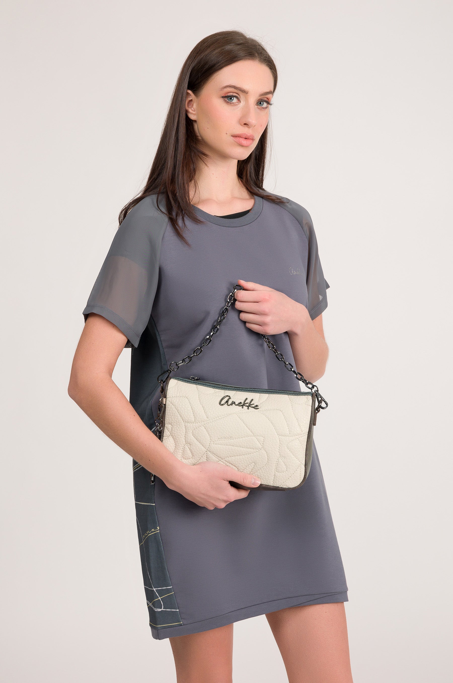 Borsa a tracolla beige Essentials